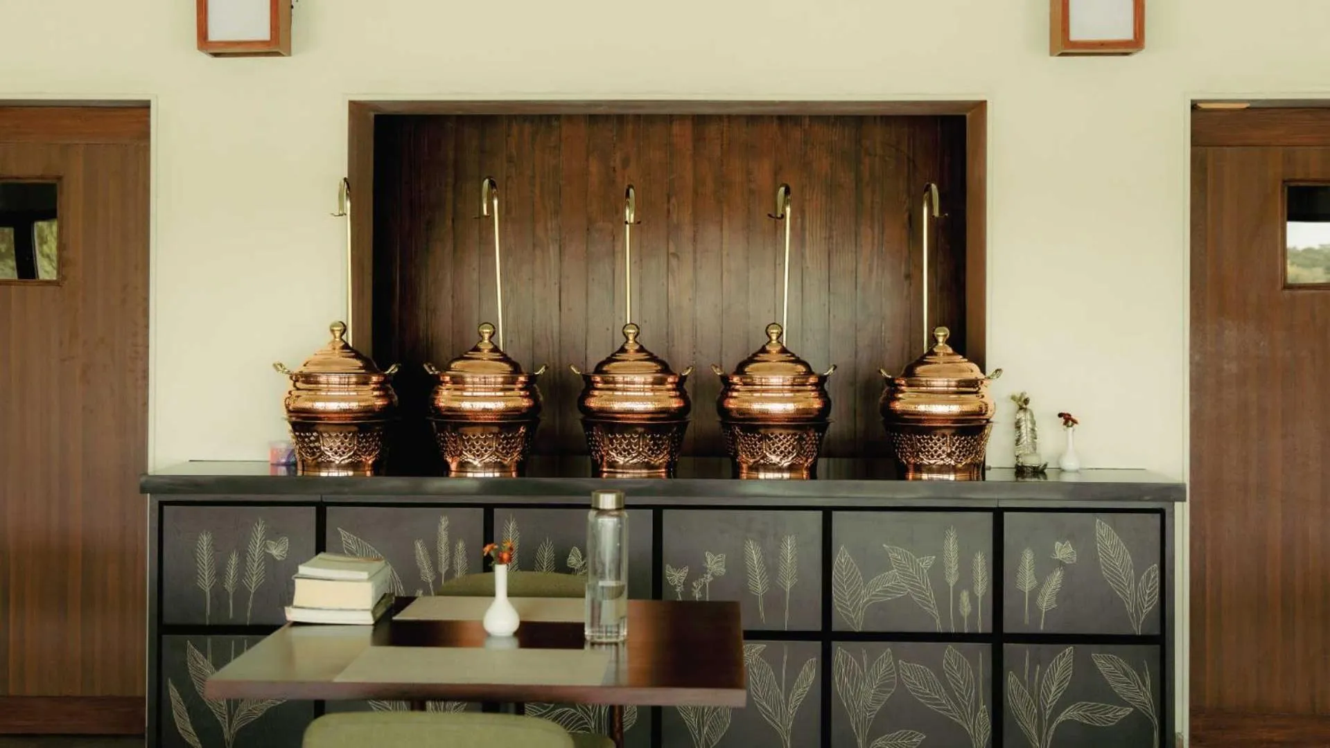 Food in Tree of Life Ramvilas, Bandhavgarh