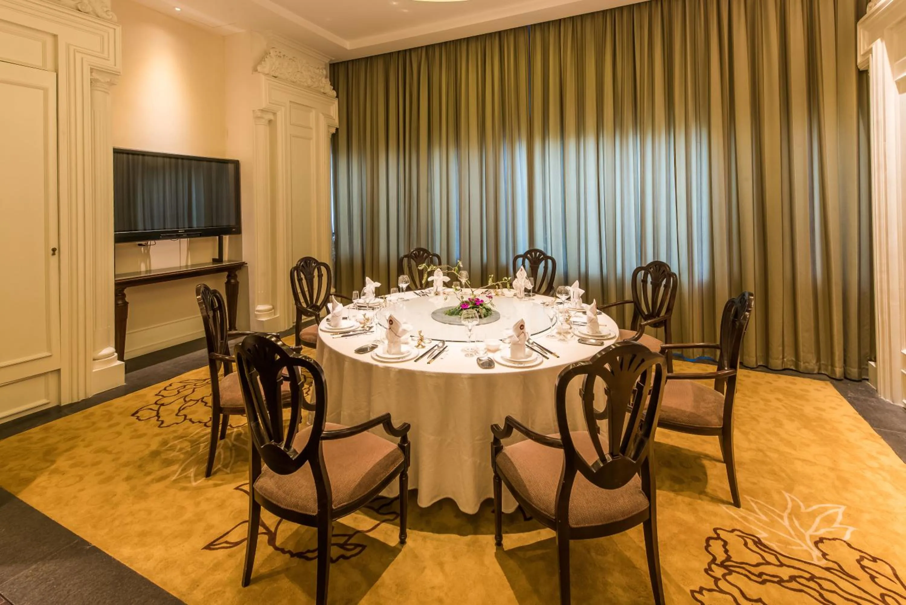 Restaurant/places to eat in Xian heng Hotel