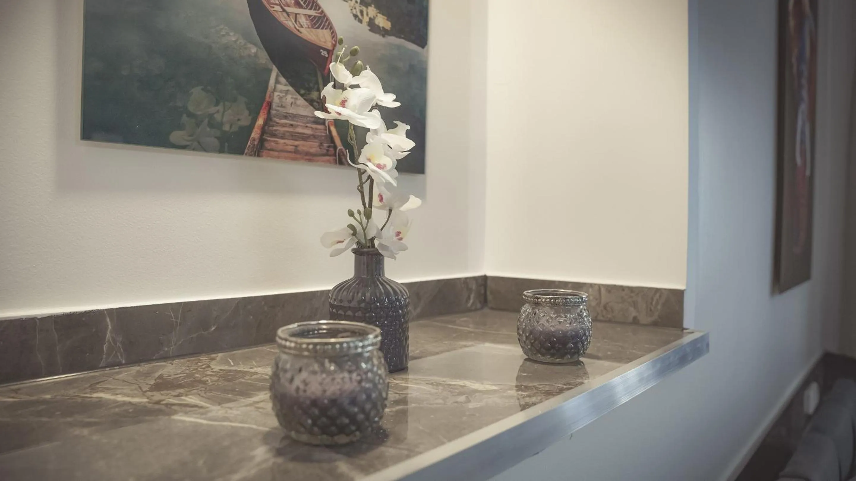 Bedroom in Amir Deluxe Motel