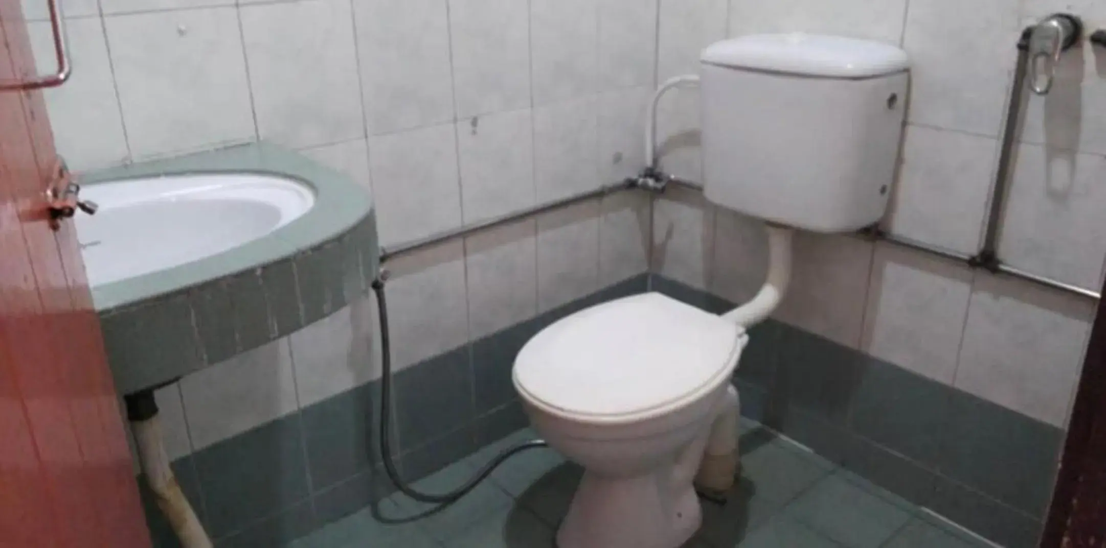 Deluxe Double Room in Dung Fang Hotel Deluxe Double Room in Dung Fang Hotel