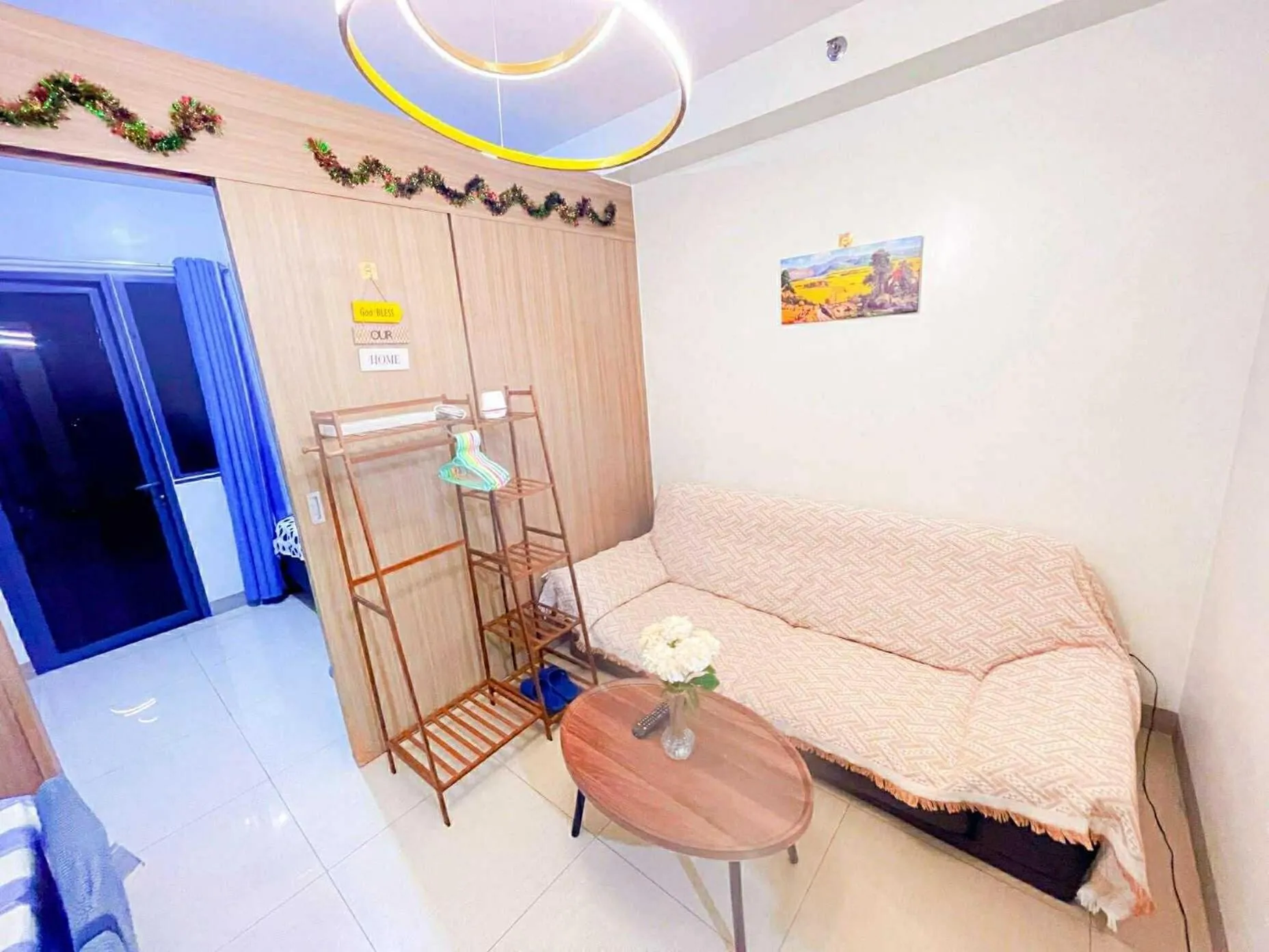 SHORE 2 Residences MOA