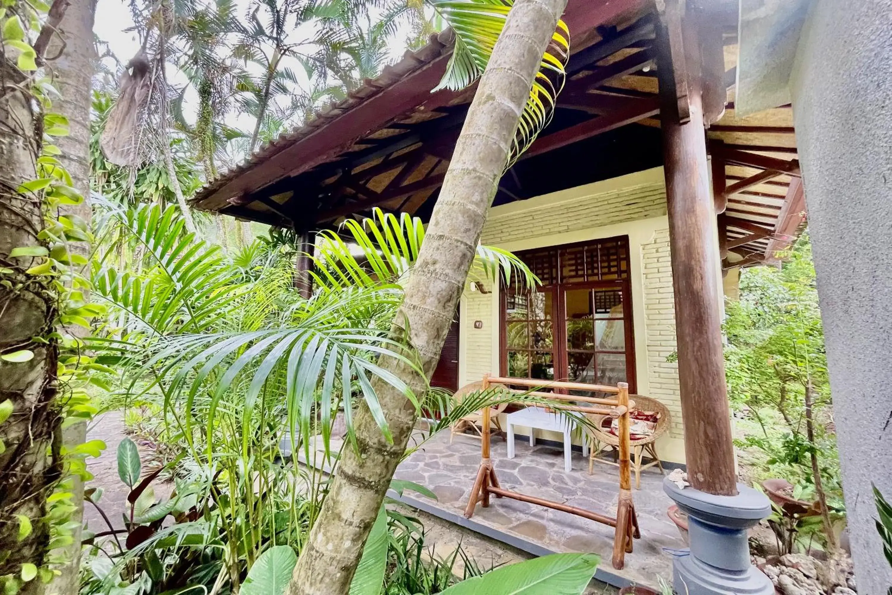 Property building in Raja's Bungalows Property building in Raja's Bungalows