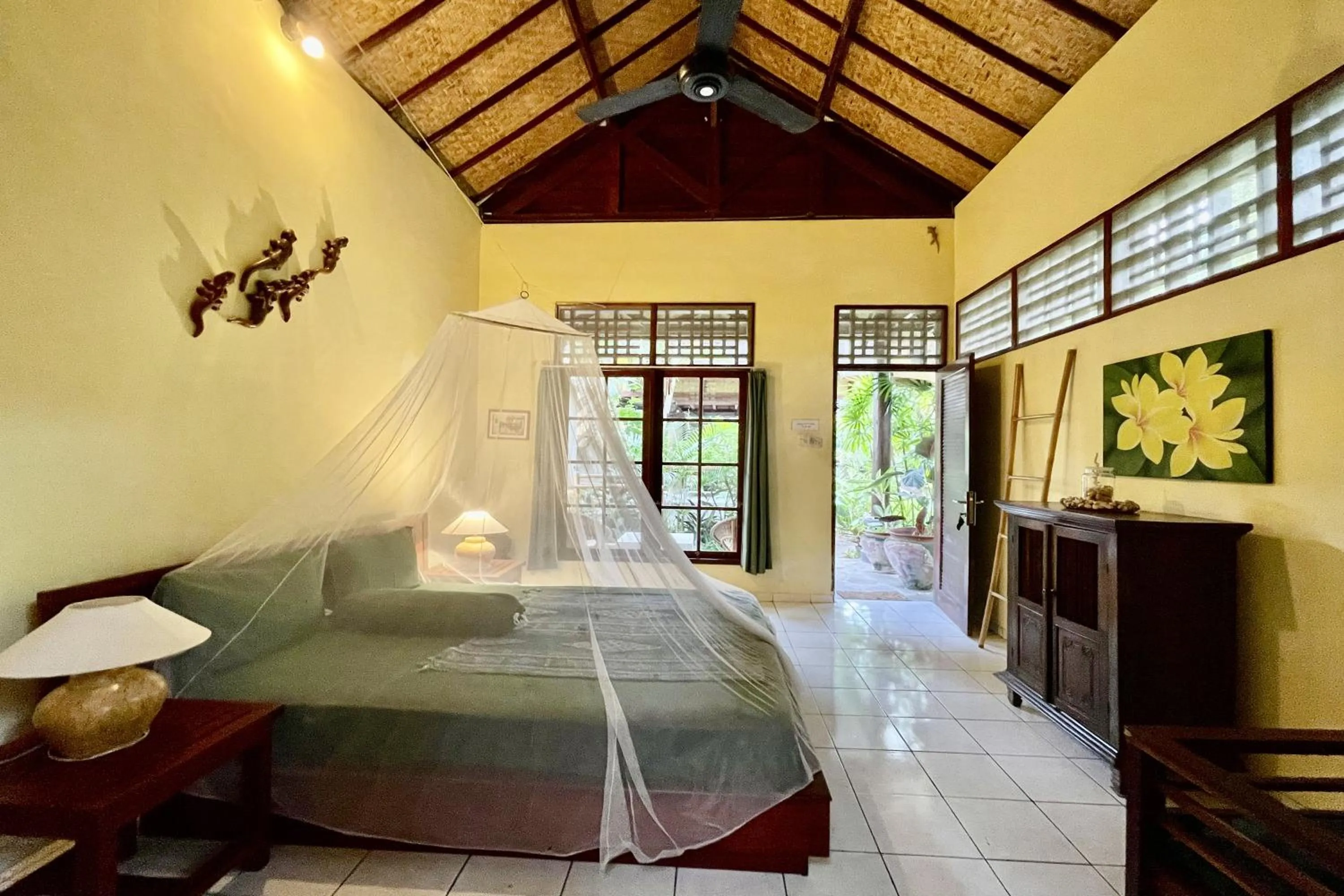 Bed in Raja's Bungalows