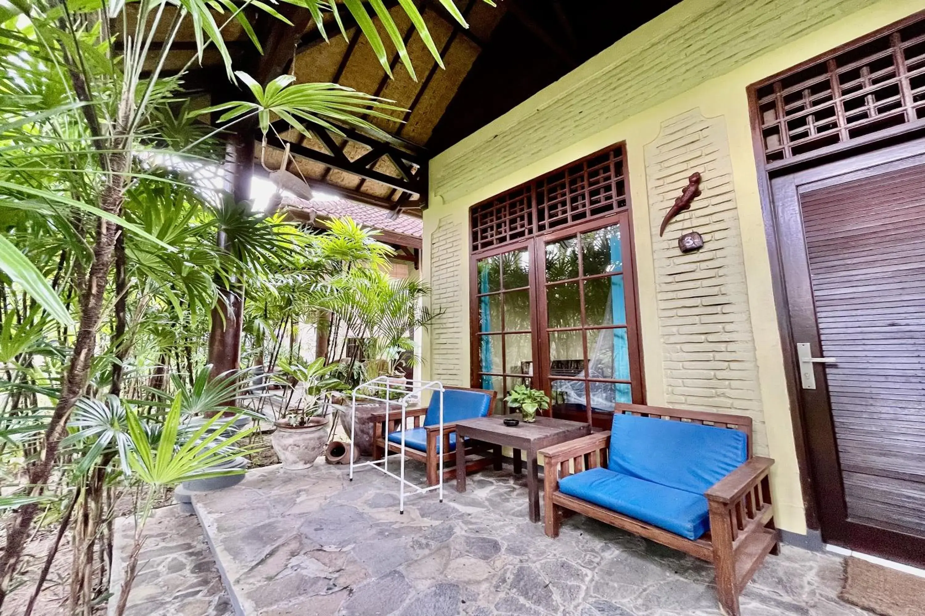 Property building in Raja's Bungalows Property building in Raja's Bungalows