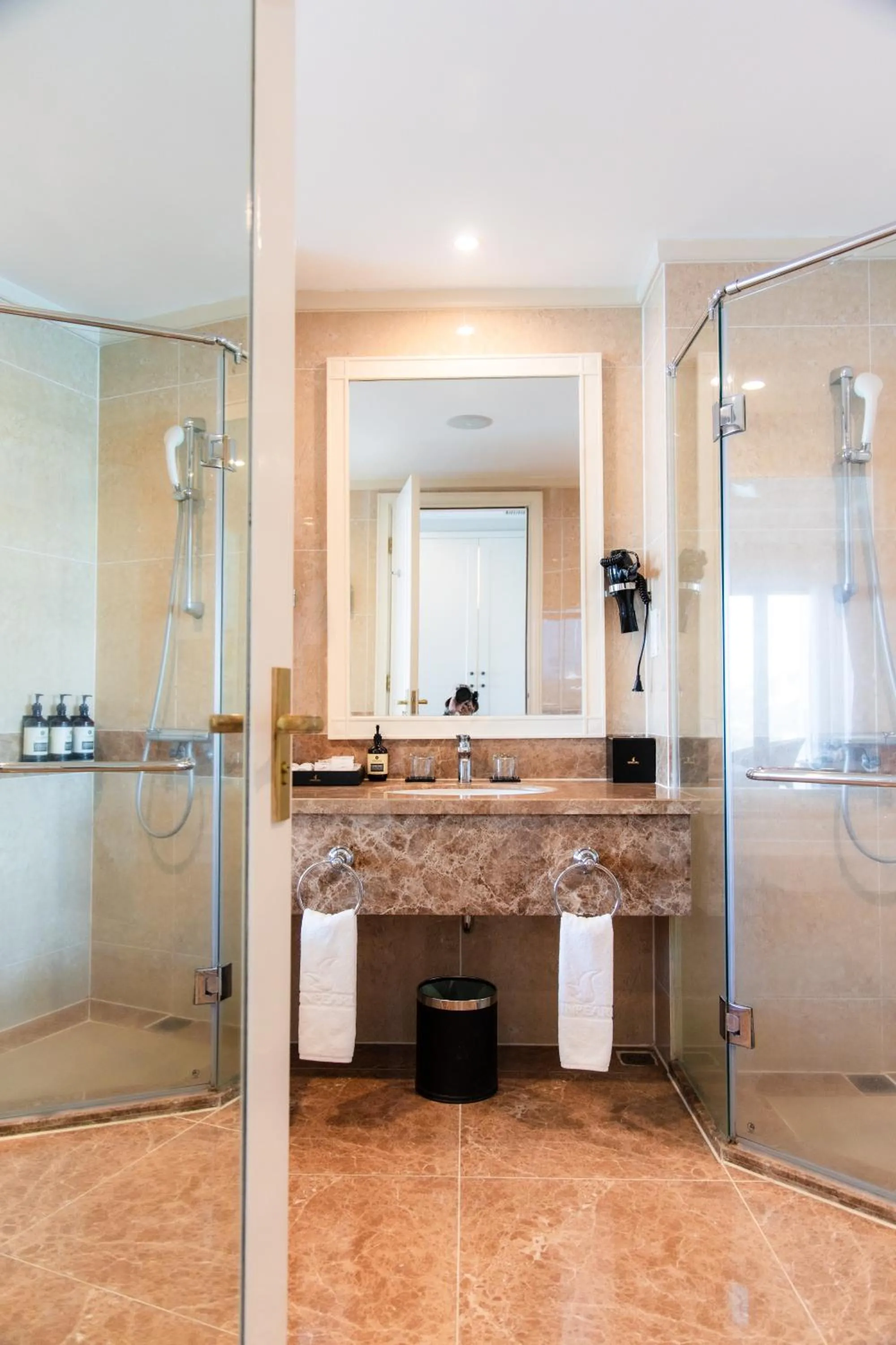 Bathroom in Vinpearl Resort & Spa Nha Trang Bay