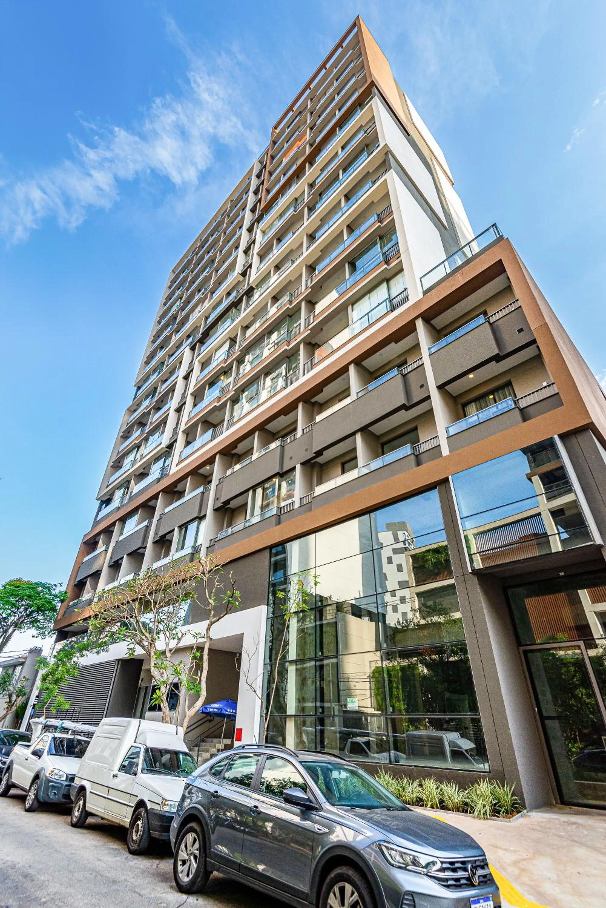 Facade/entrance in Roomo Transamerica SP Brooklin 370