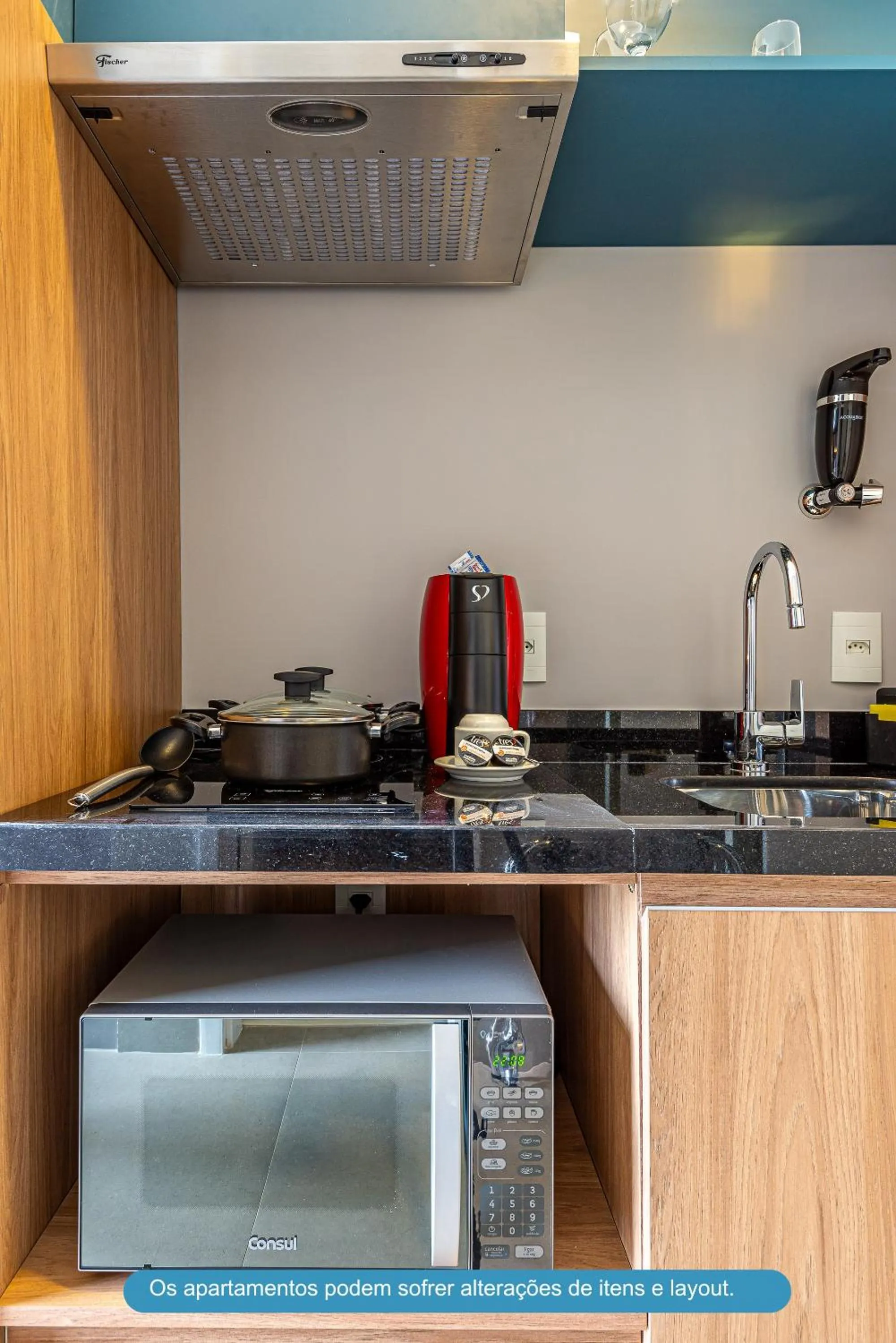 Kitchen or kitchenette in Roomo Transamerica SP Brooklin 370