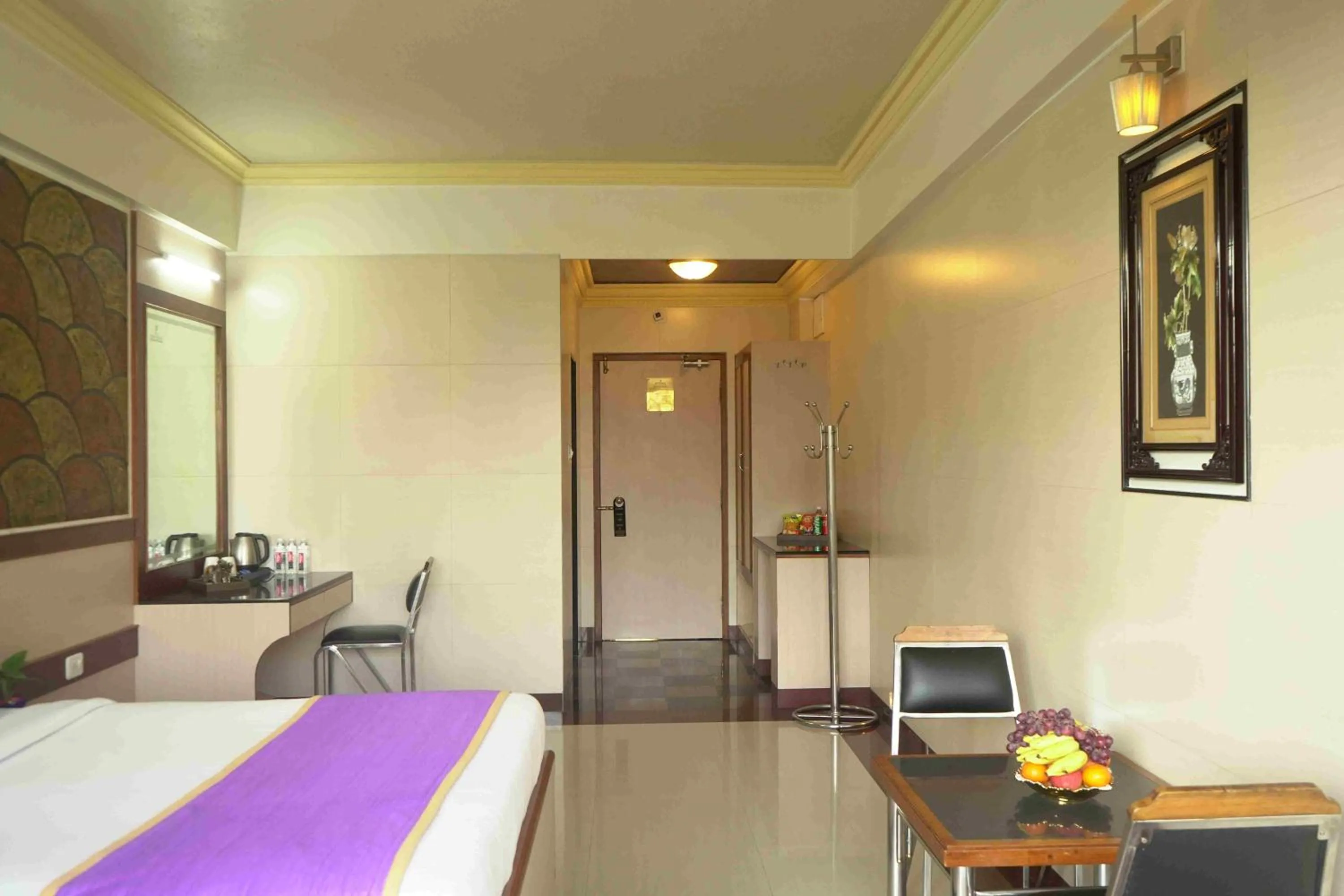 Living room, Bed in The Grand Krishna Rooms