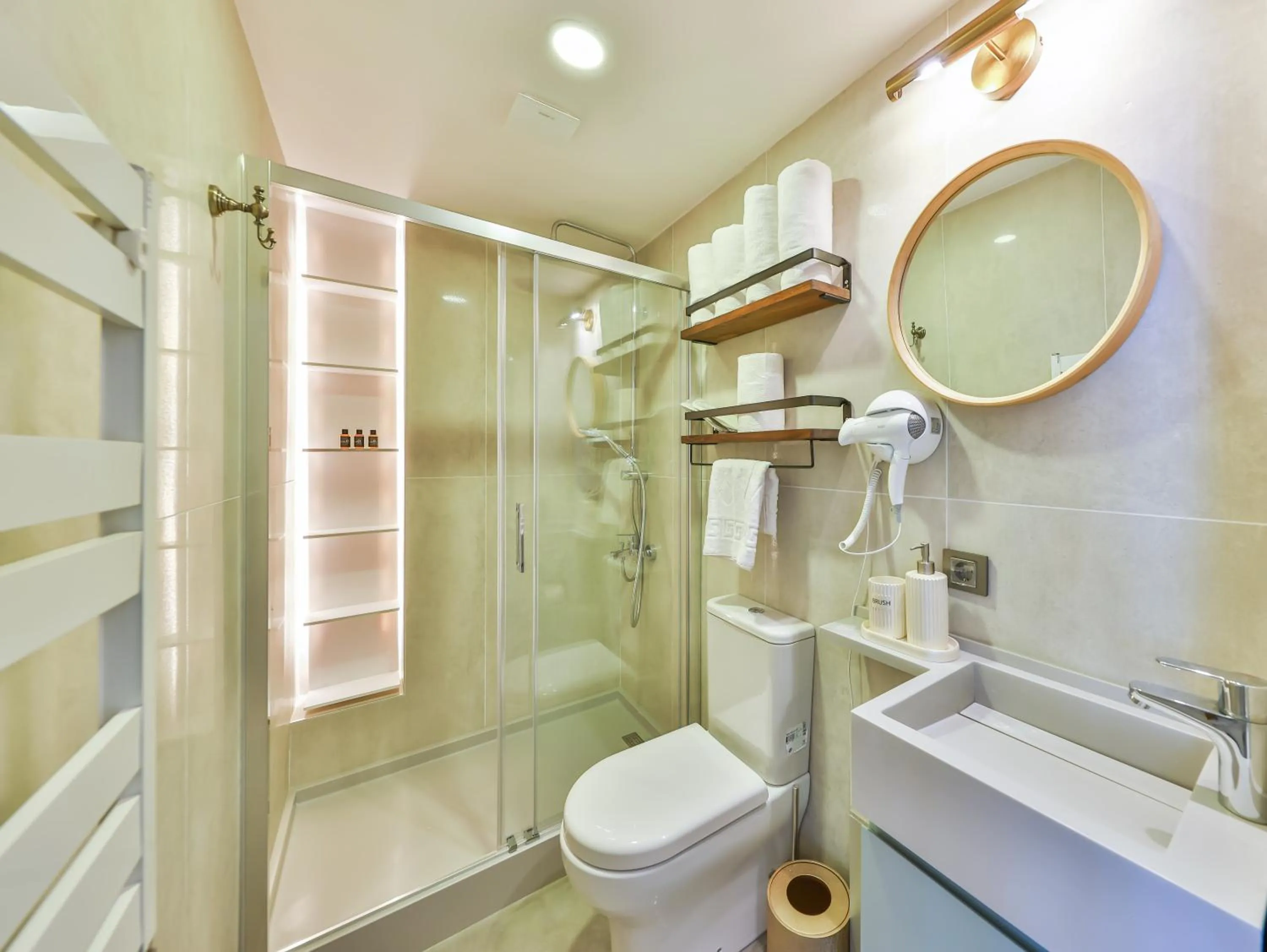 Bathroom in Va Mansion