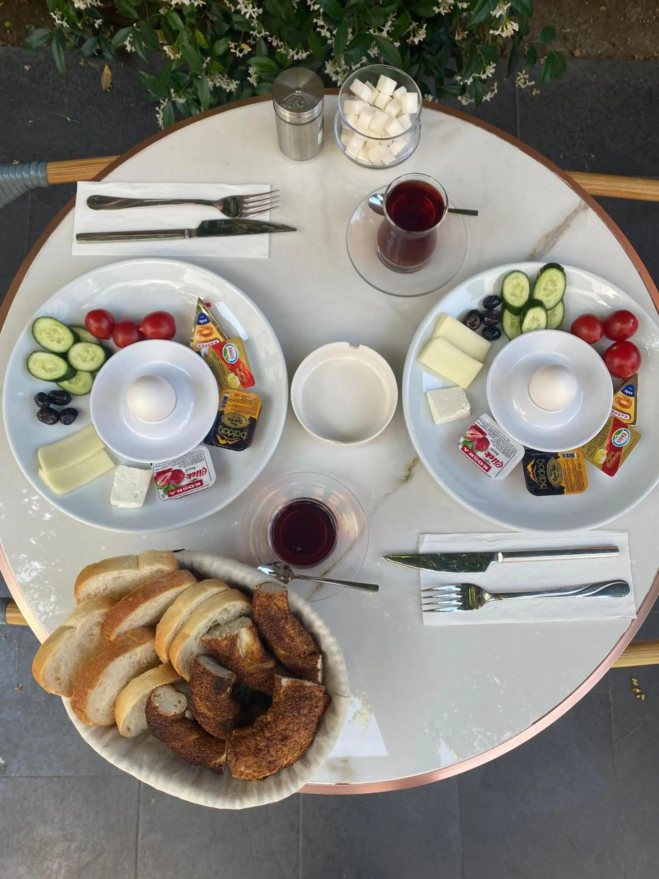 Breakfast in Va Mansion