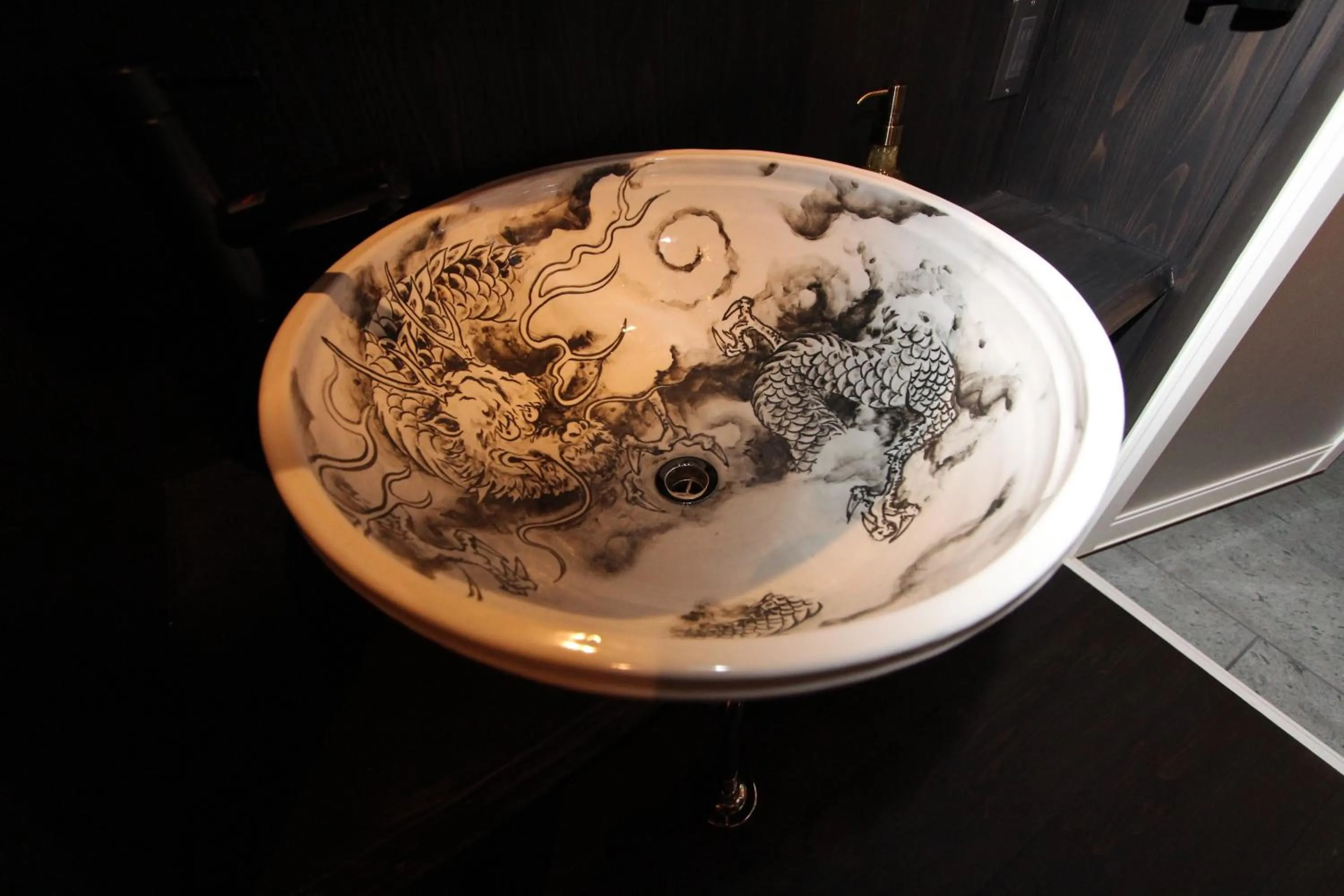 Bathroom in Brian Machiya Inn