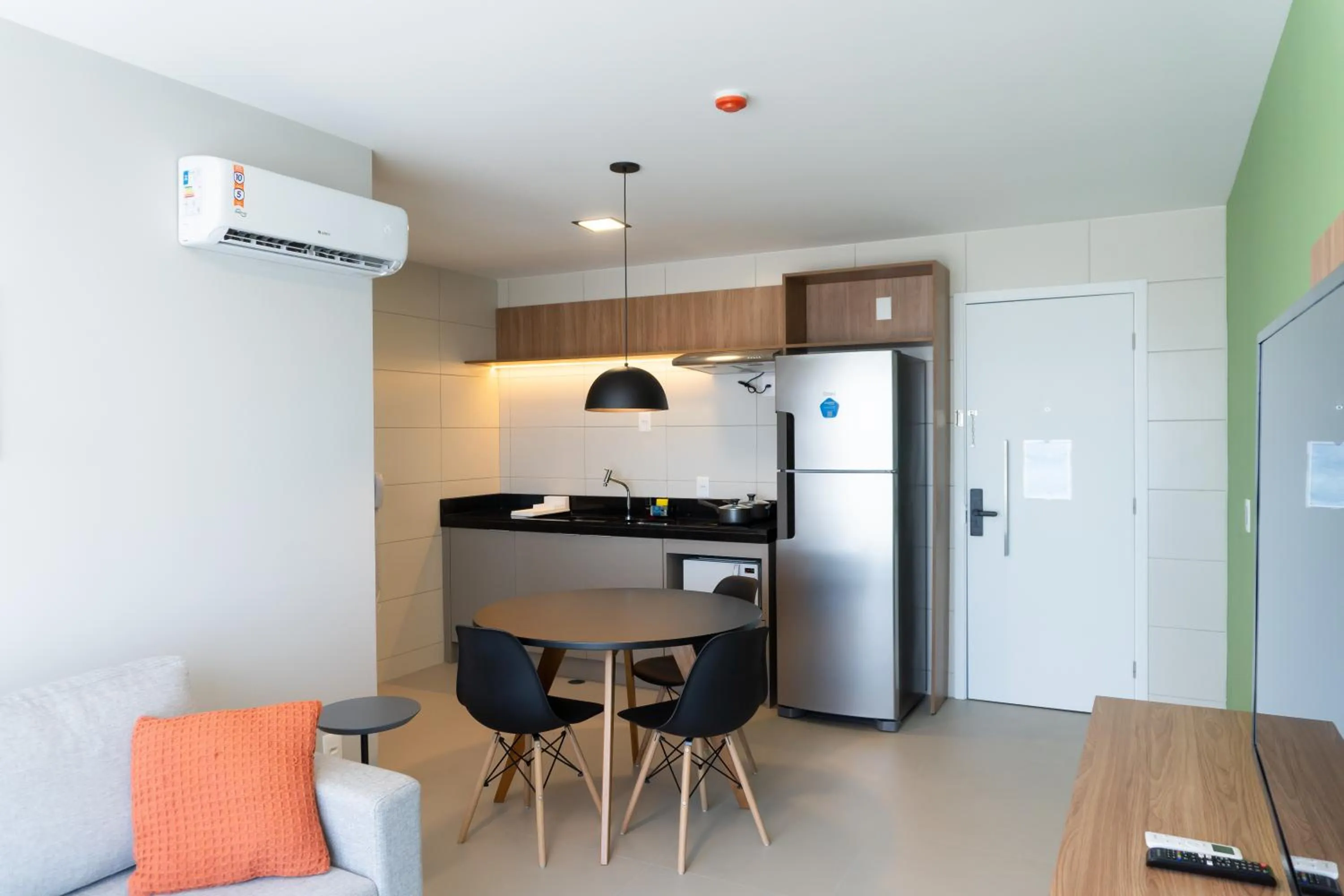 kitchen in Roomo Transamerica Recife Parque do Cais