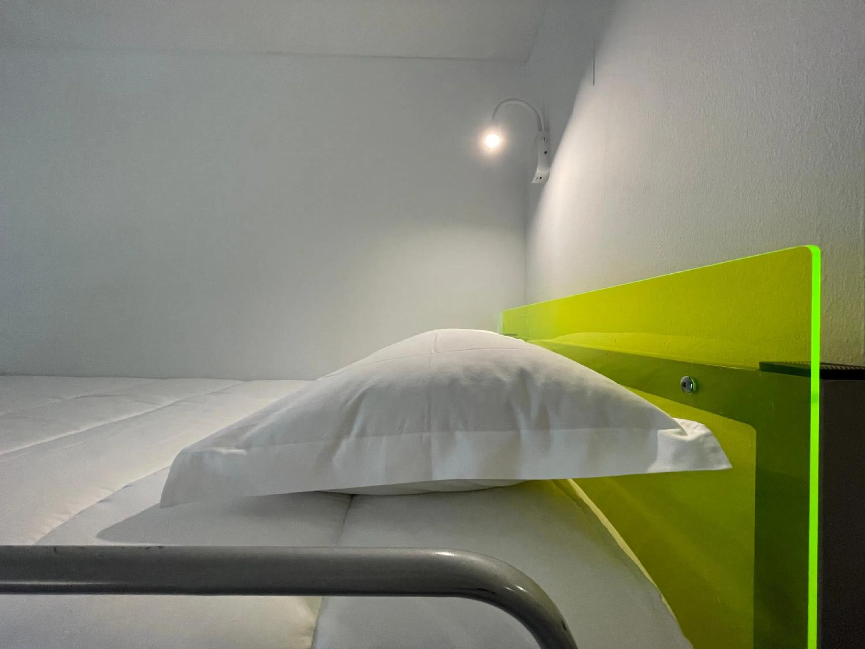 Bedroom, Bed in HI Parque das Nações – Pousada de Juventude