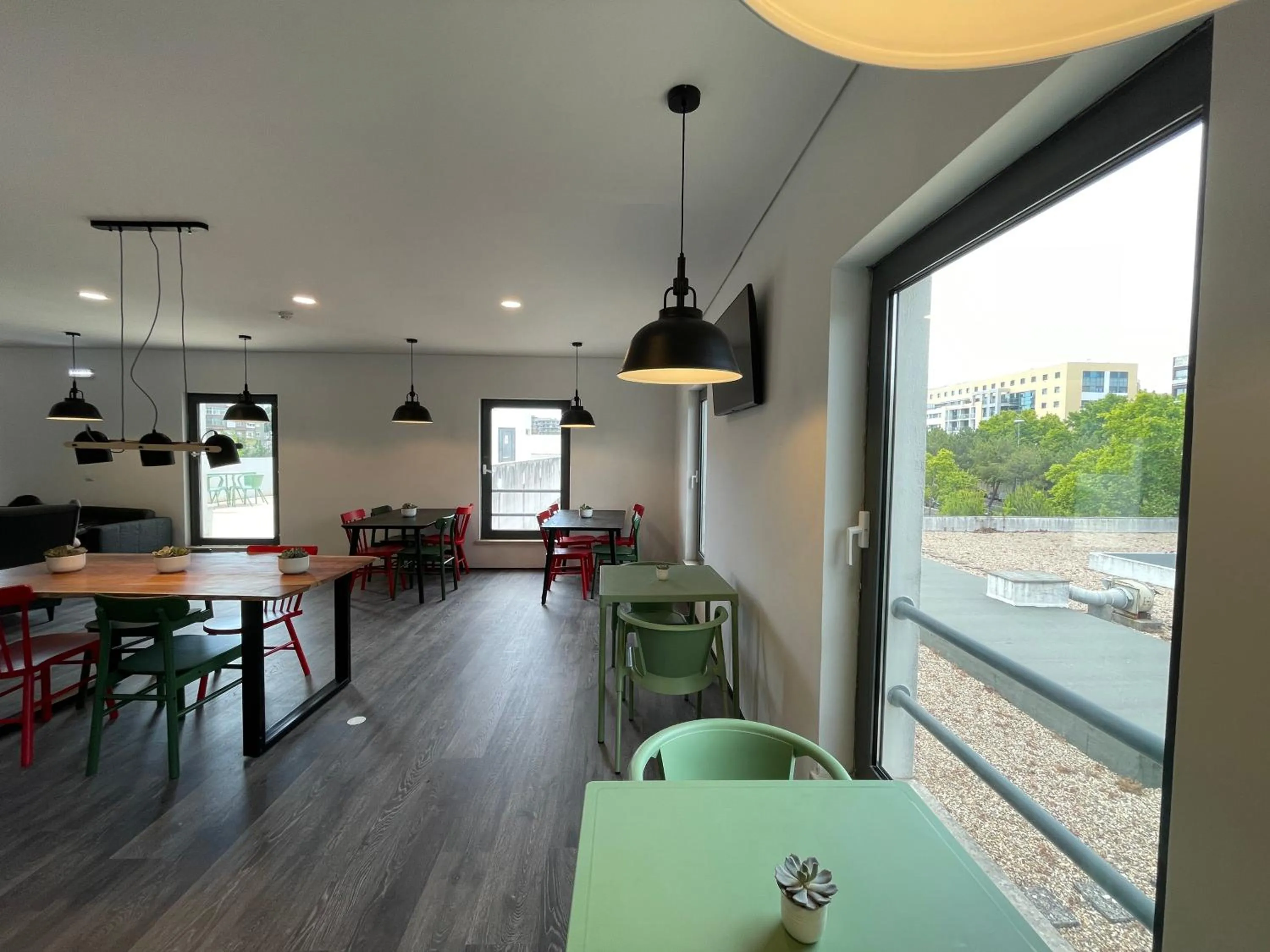 Breakfast in HI Parque das Nações – Pousada de Juventude