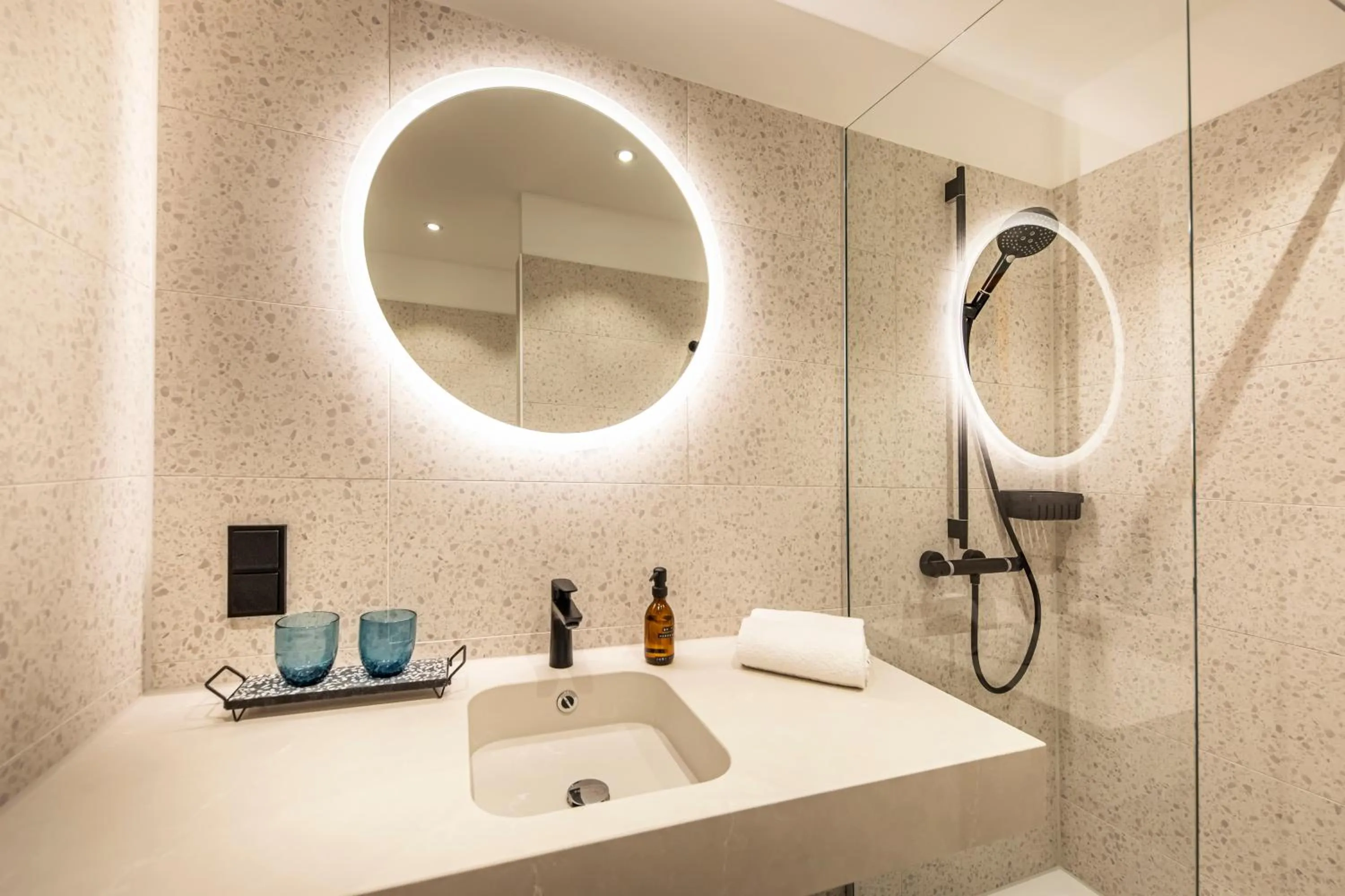 Bathroom in LOGINN Hotel Köln Airport