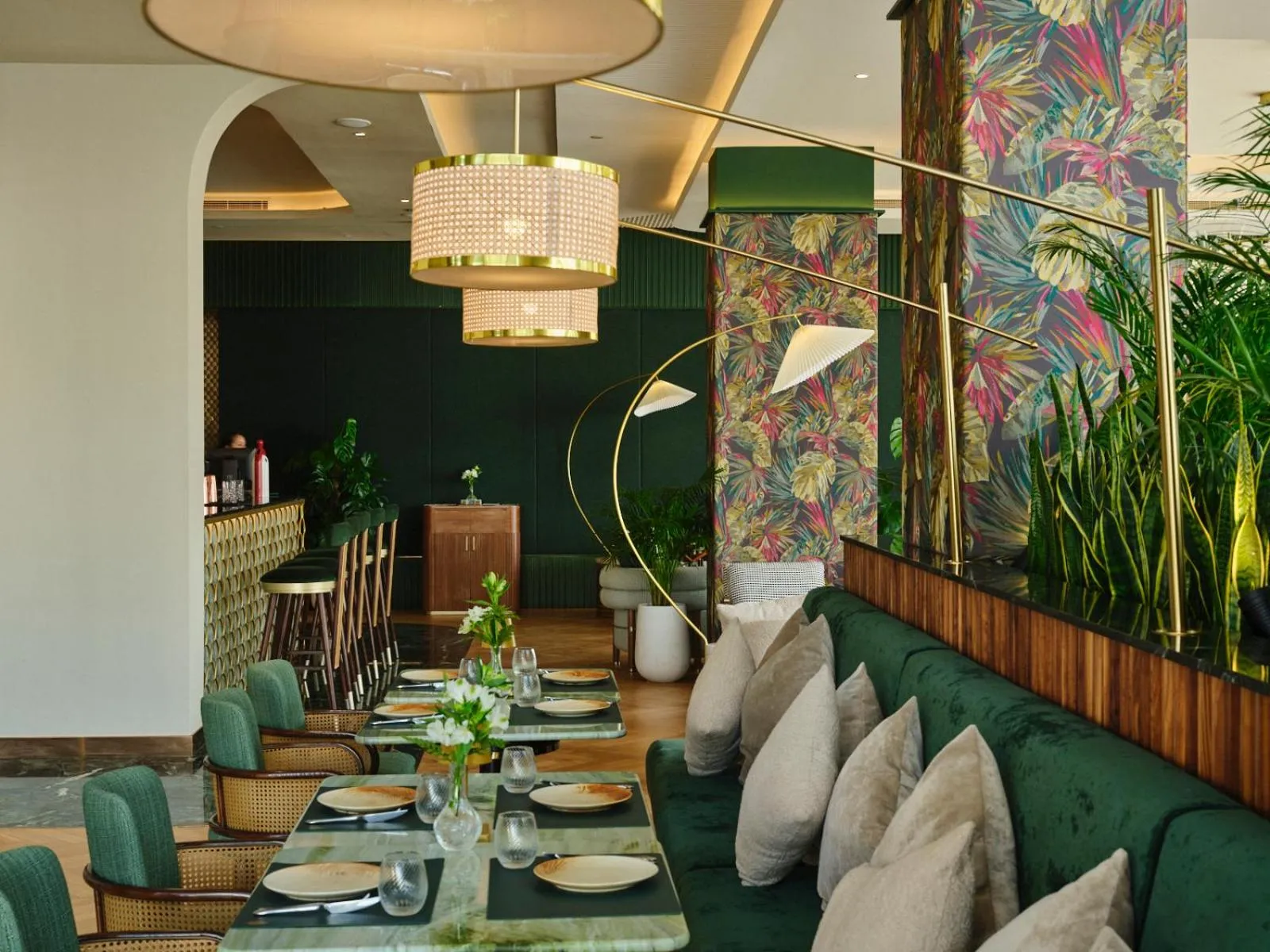 Restaurant/places to eat in The Muse