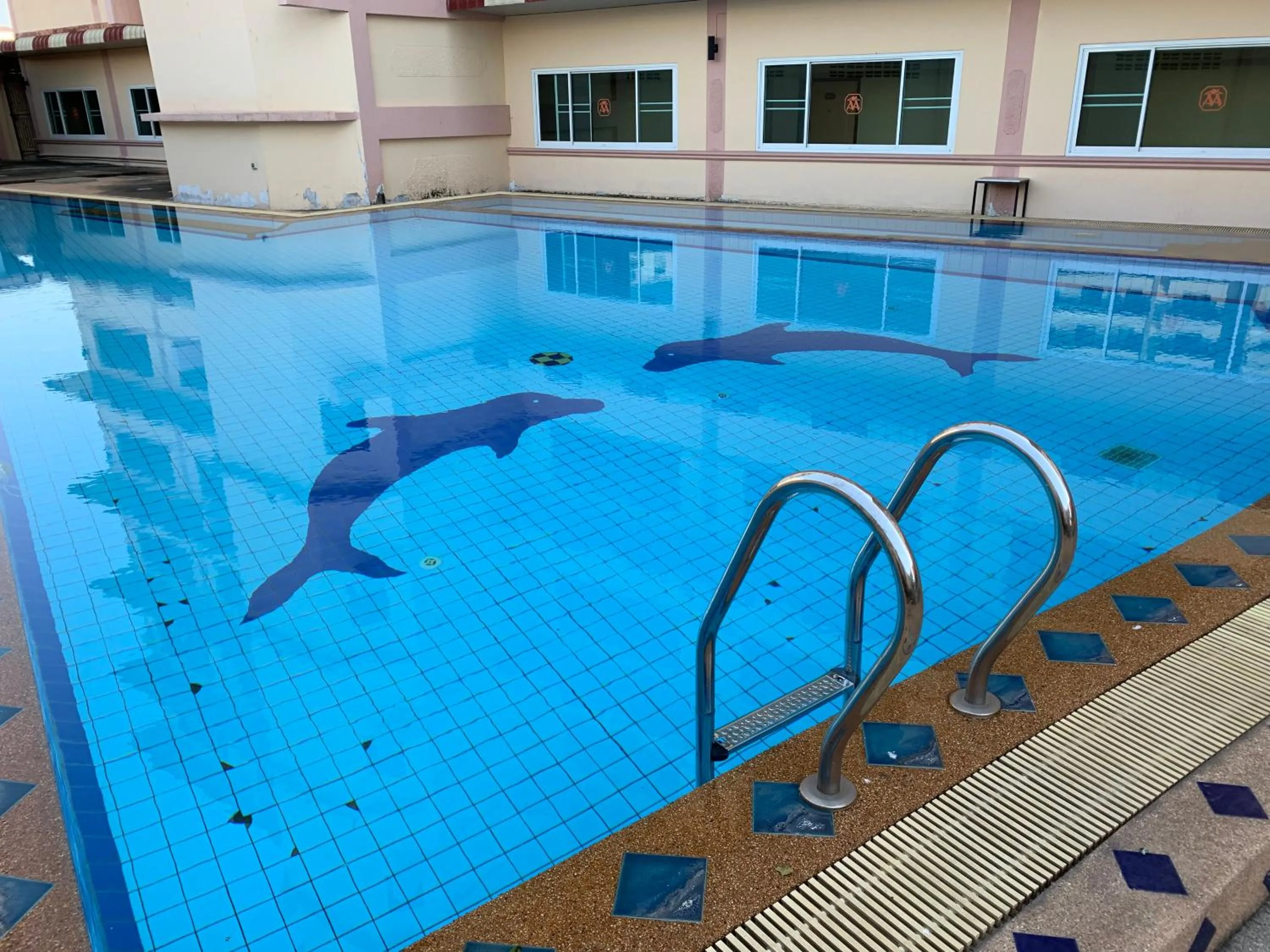 Swimming pool in AA Pattaya Ville