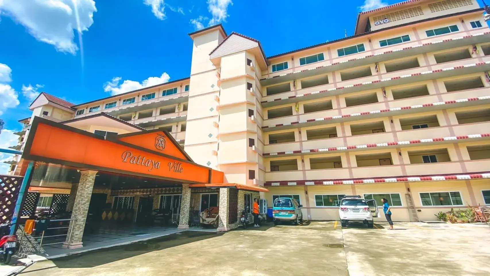 Facade/entrance in AA Pattaya Ville Facade/entrance in AA Pattaya Ville