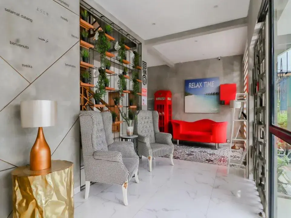 Living room in The Batik Bed and Coffee Bandung Living room in The Batik Bed and Coffee Bandung