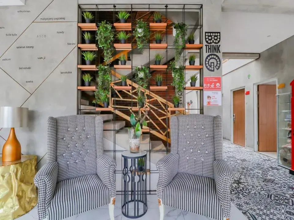 Living room in The Batik Bed and Coffee Bandung Living room in The Batik Bed and Coffee Bandung