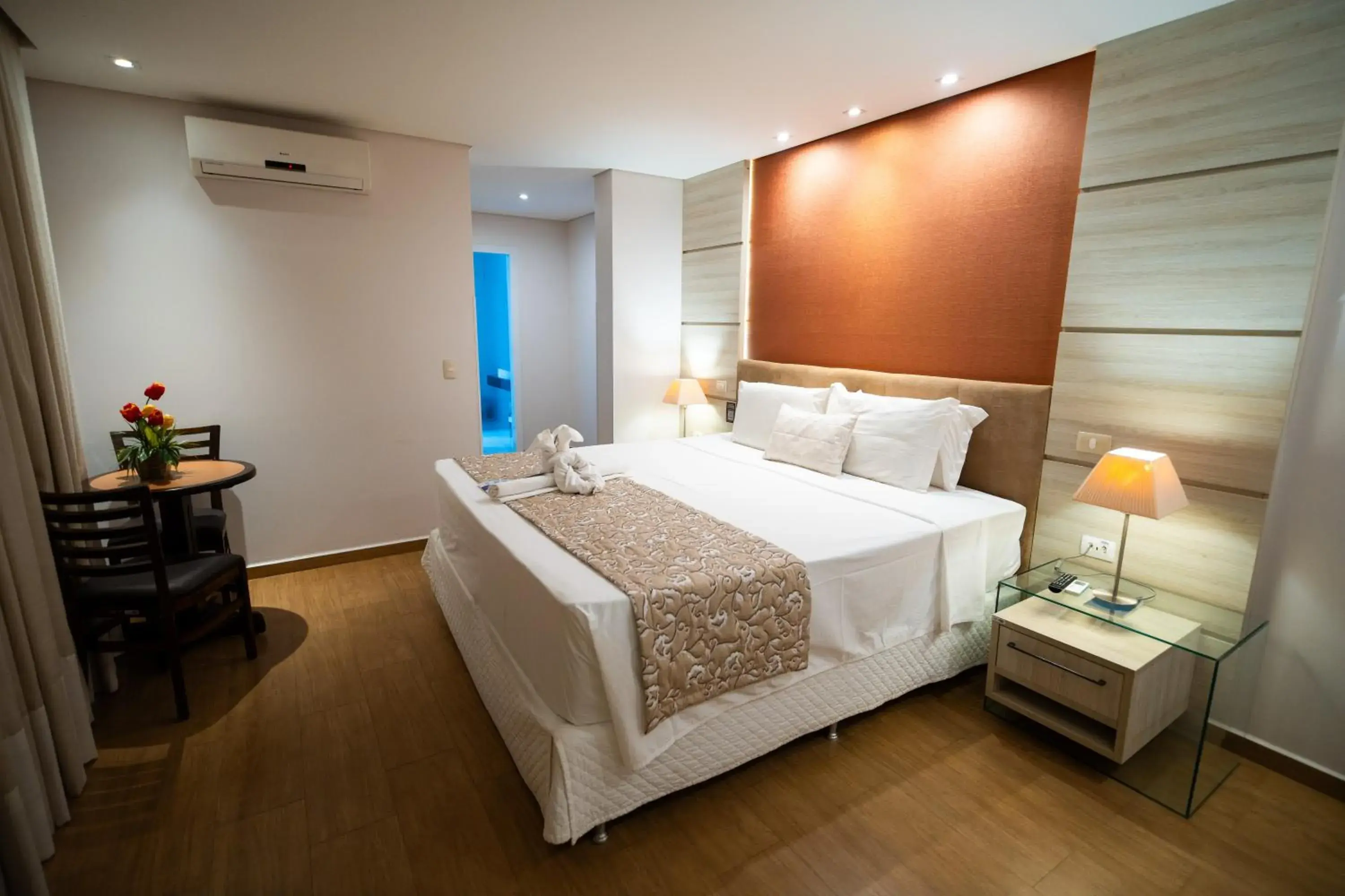 Suite in Tarobá Hotel Suite in Tarobá Hotel