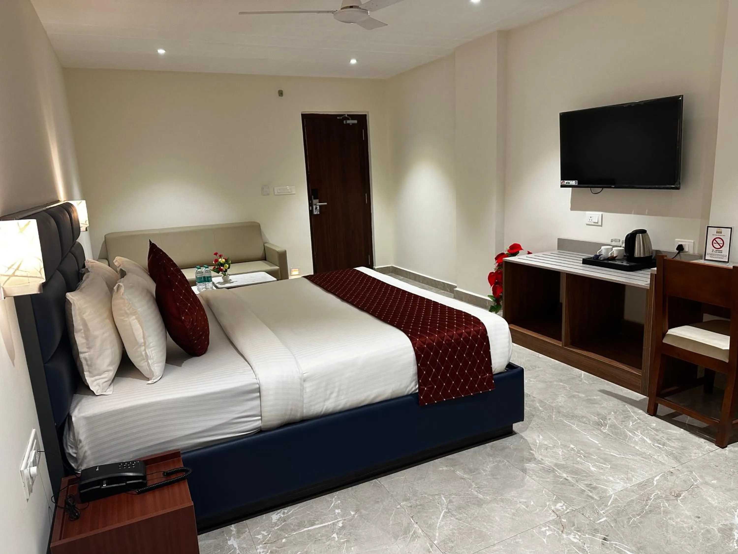 Bed in Hotel Maritan - Hitech City, Hyderabad