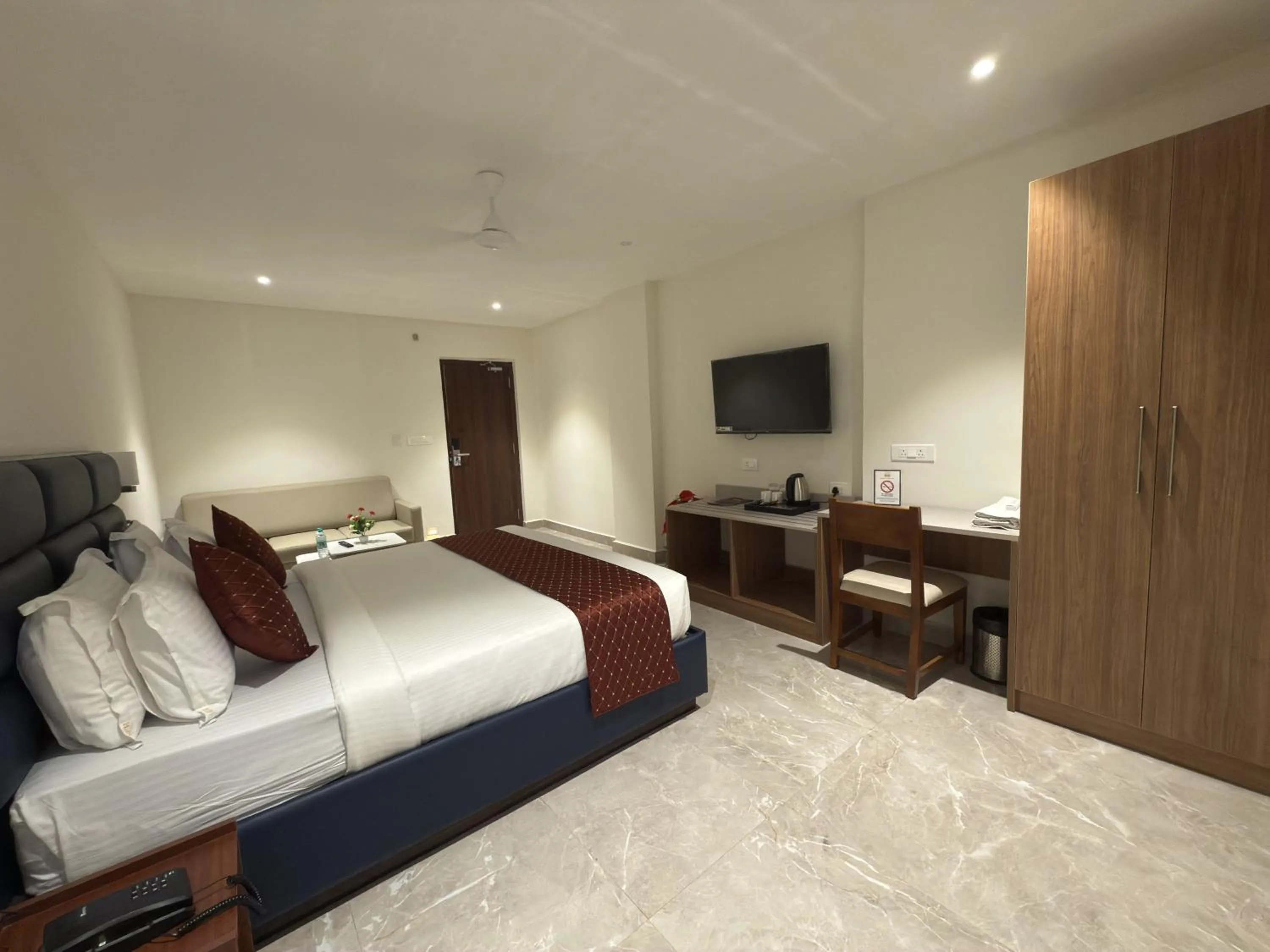 Bed in Hotel Maritan - Hitech City, Hyderabad