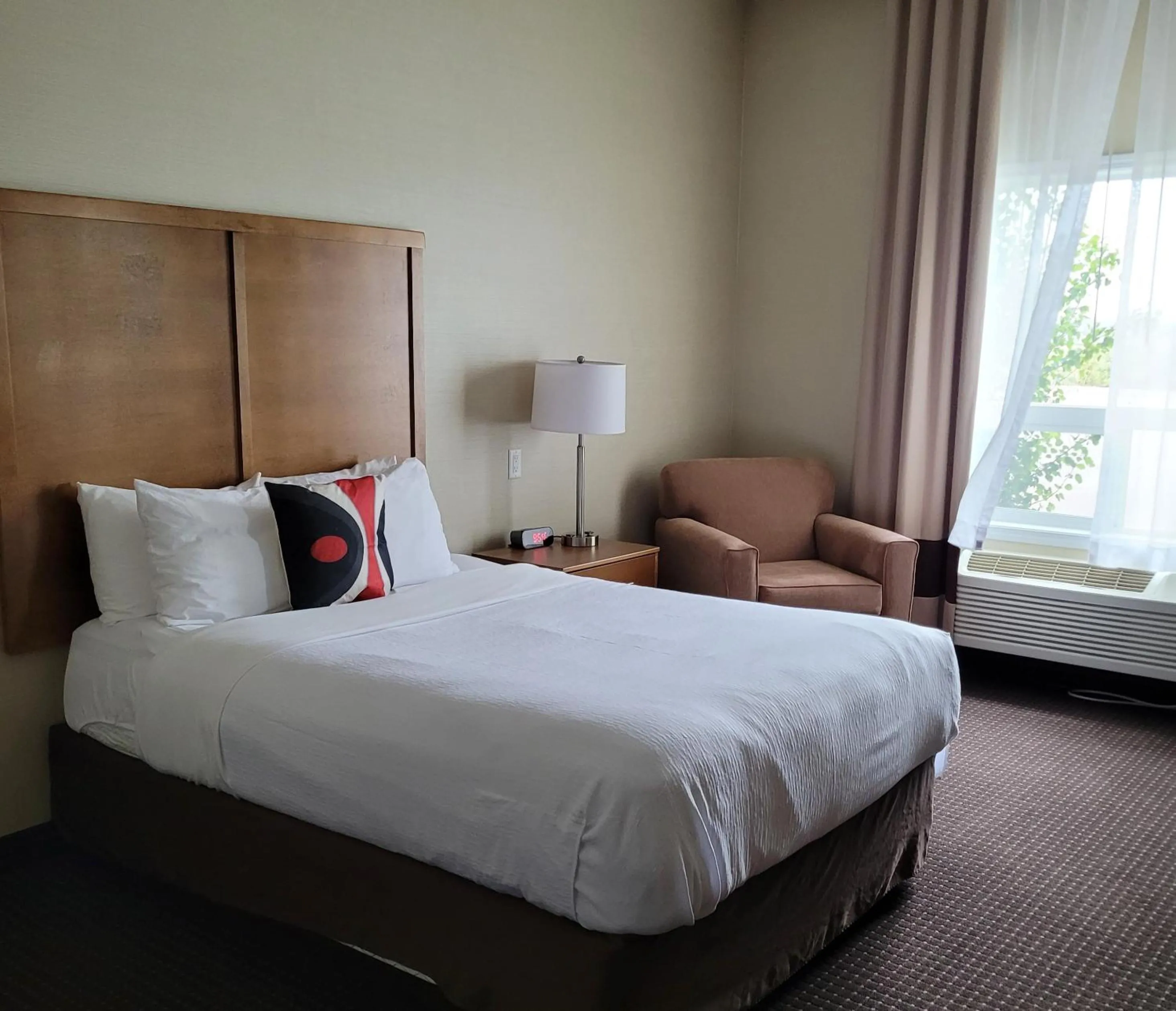 Bedroom, Bed in The Kanata Bonnyville
