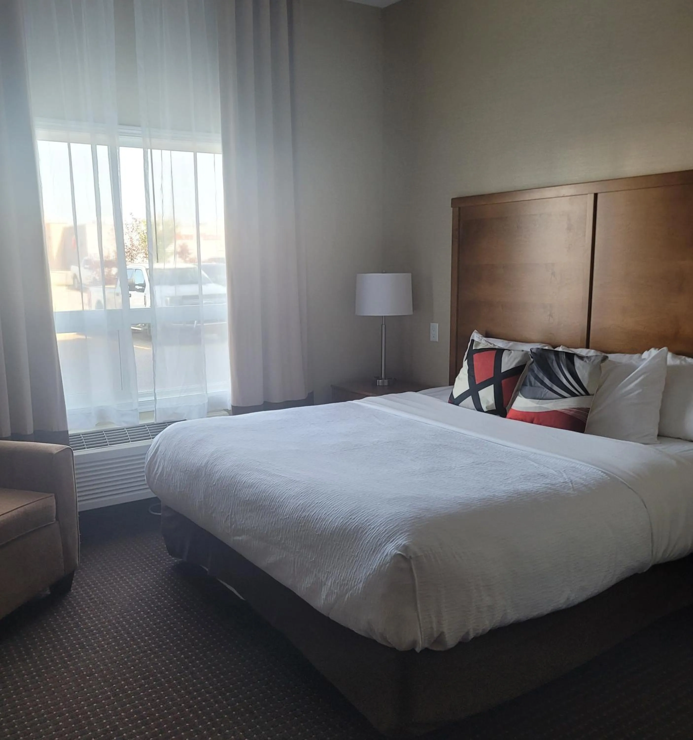 Bedroom, Bed in The Kanata Bonnyville