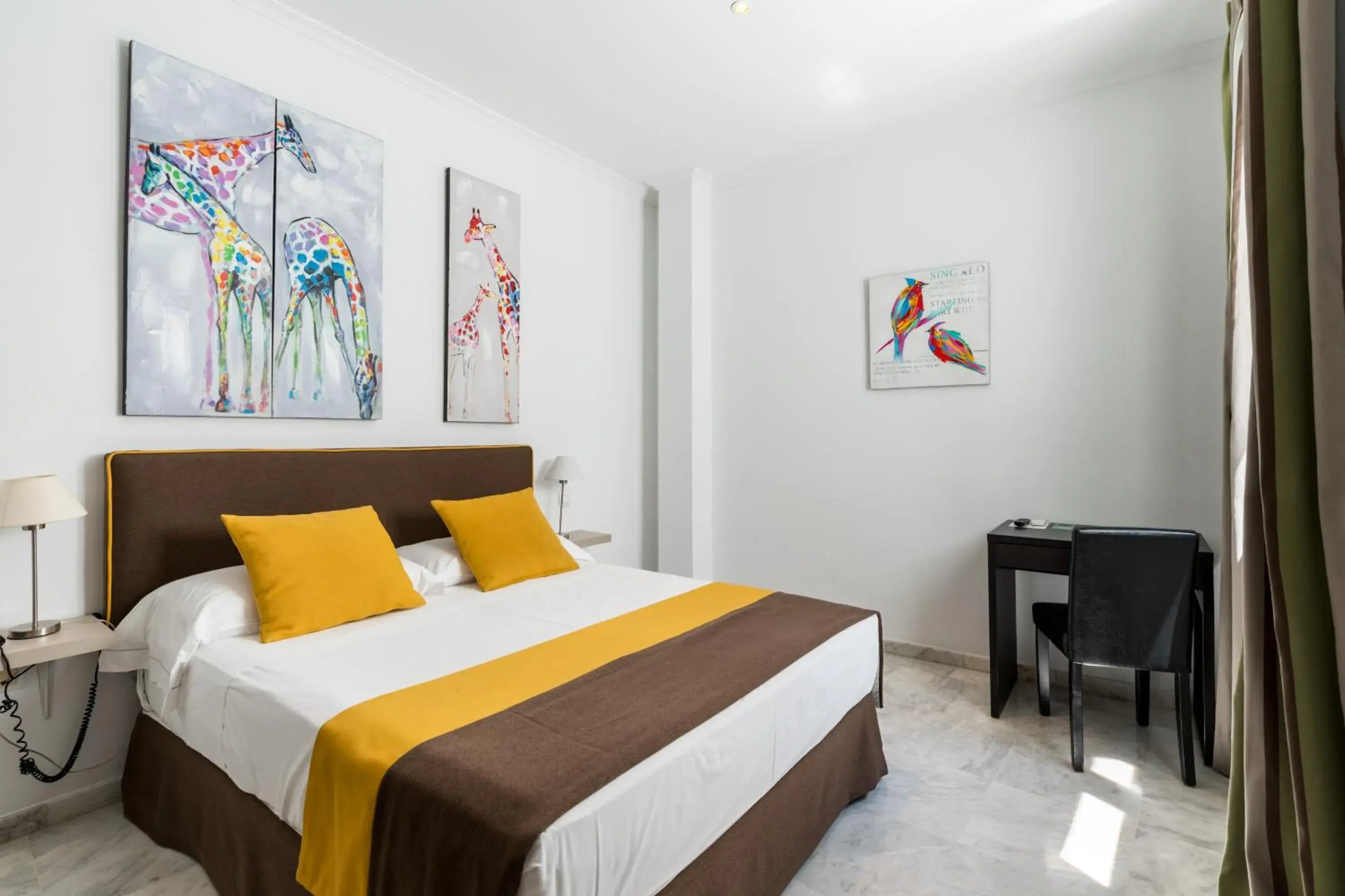 Superior Double Room in Cool Sevilla Hotel Superior Double Room in Cool Sevilla Hotel