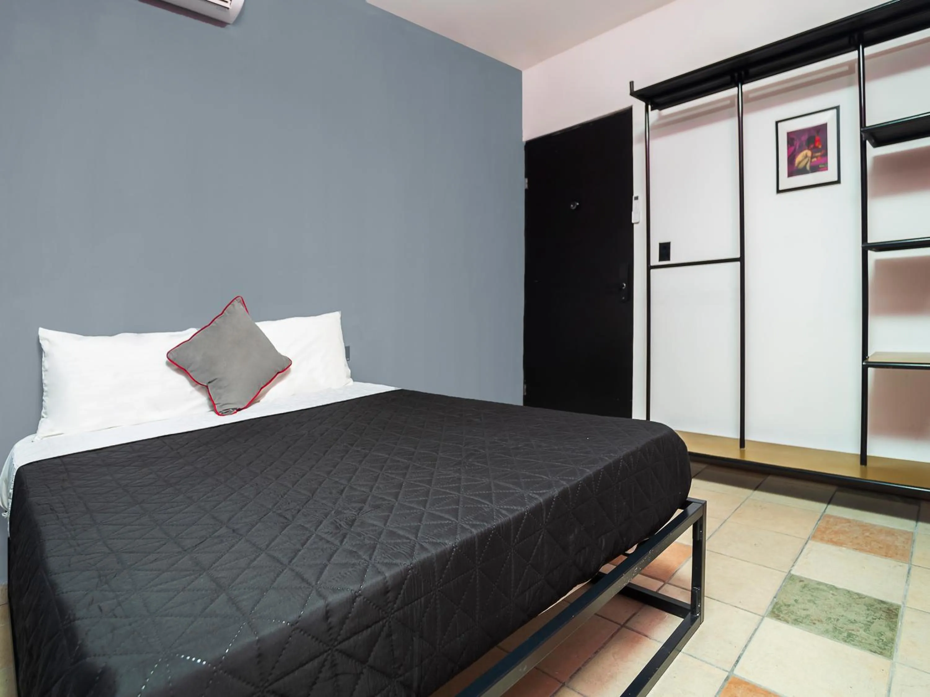 Bed in Adhoc Cintermex