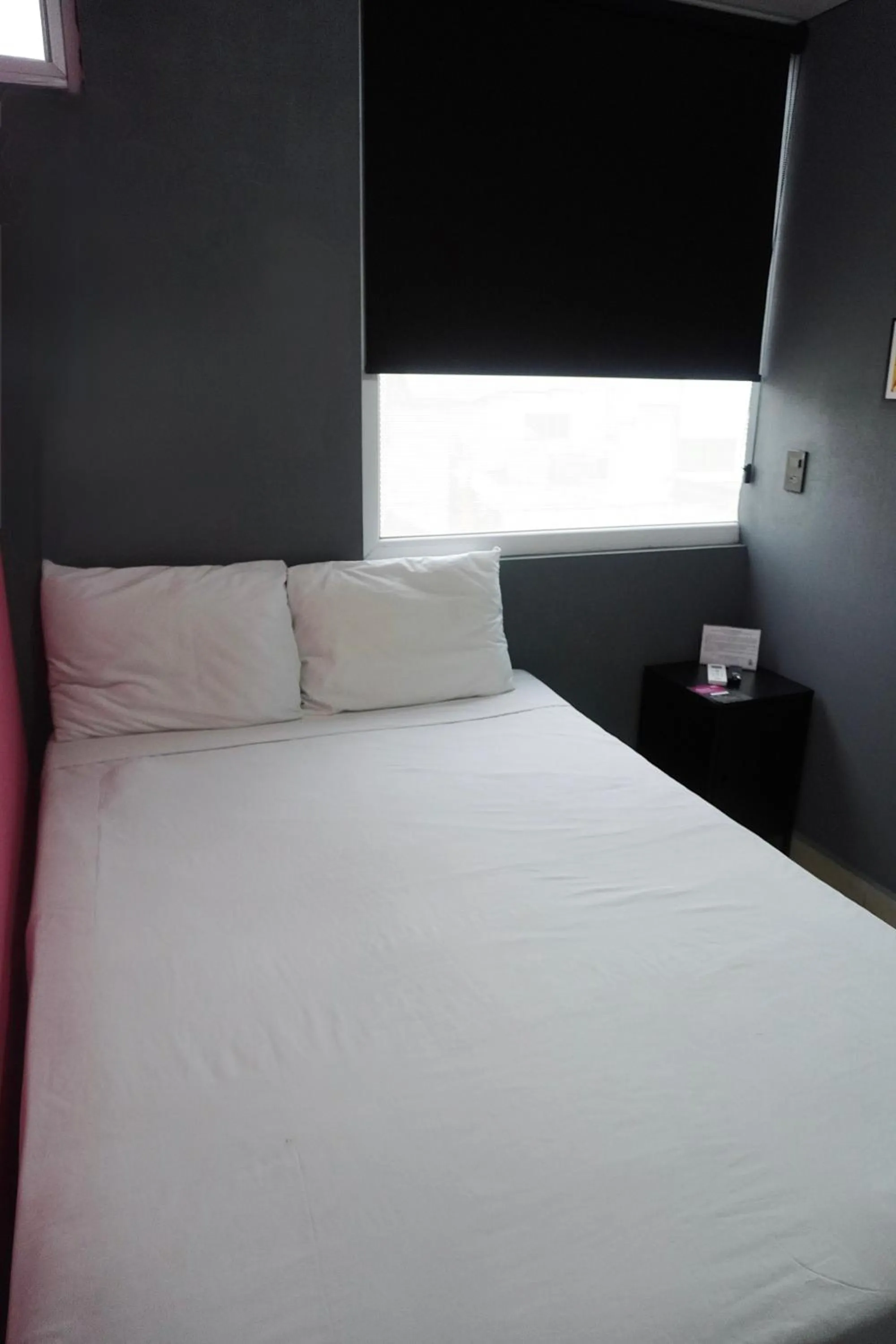 Bedroom, Bed in Adhoc Cintermex