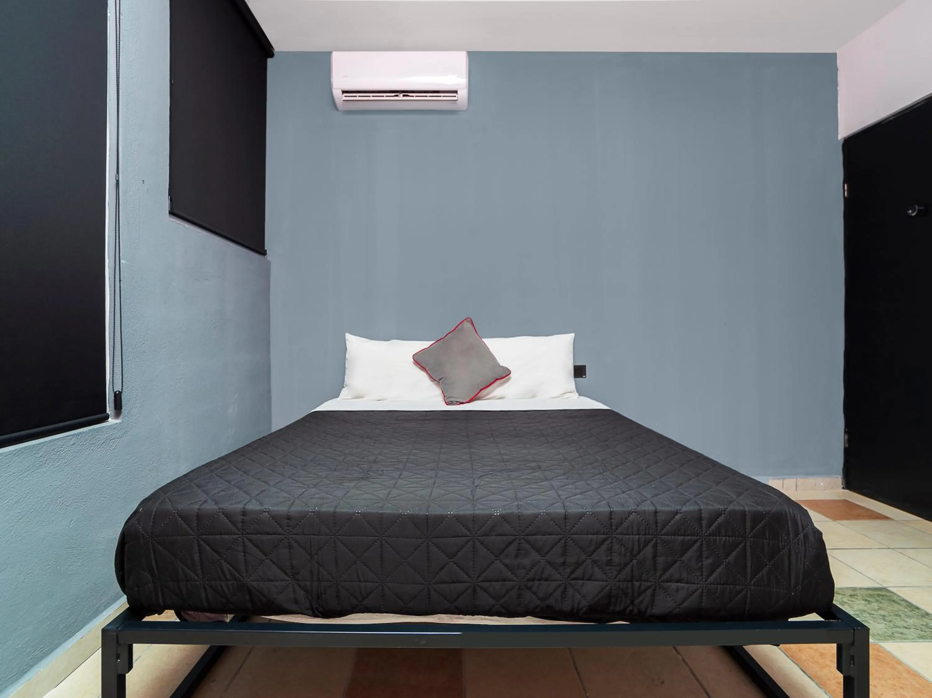Bed in Adhoc Cintermex