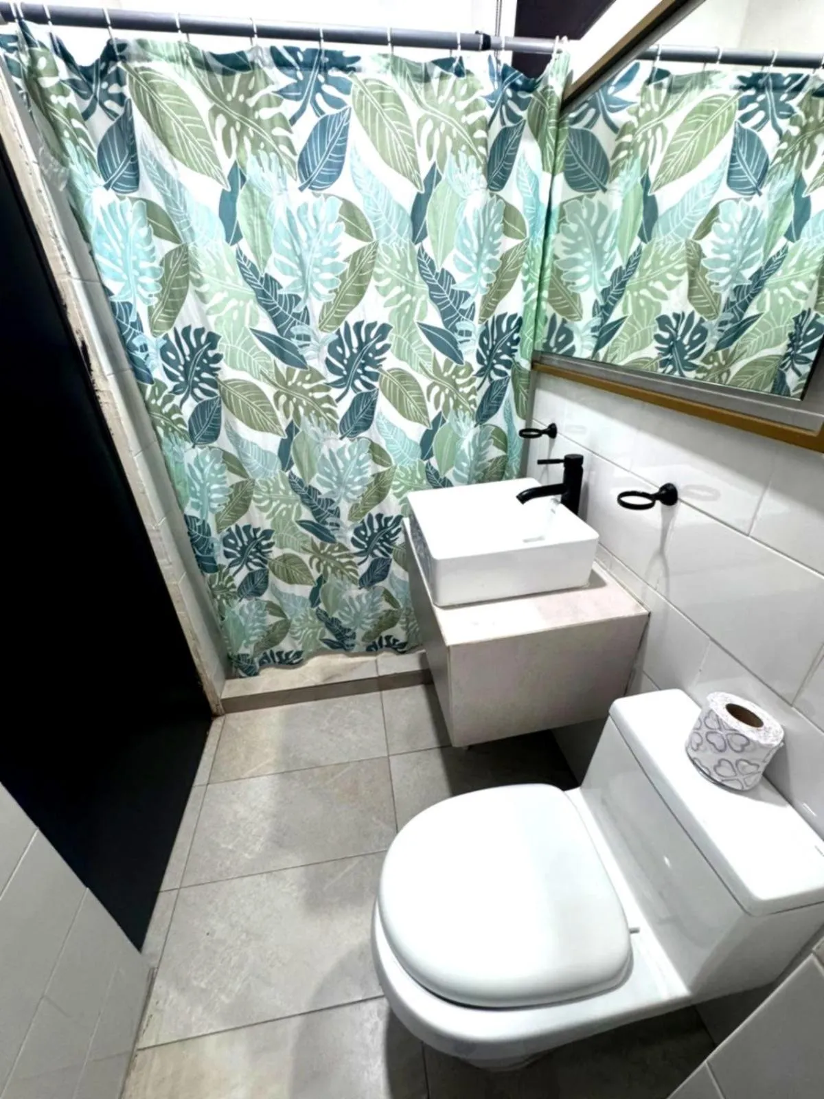 Bathroom in Adhoc Cintermex