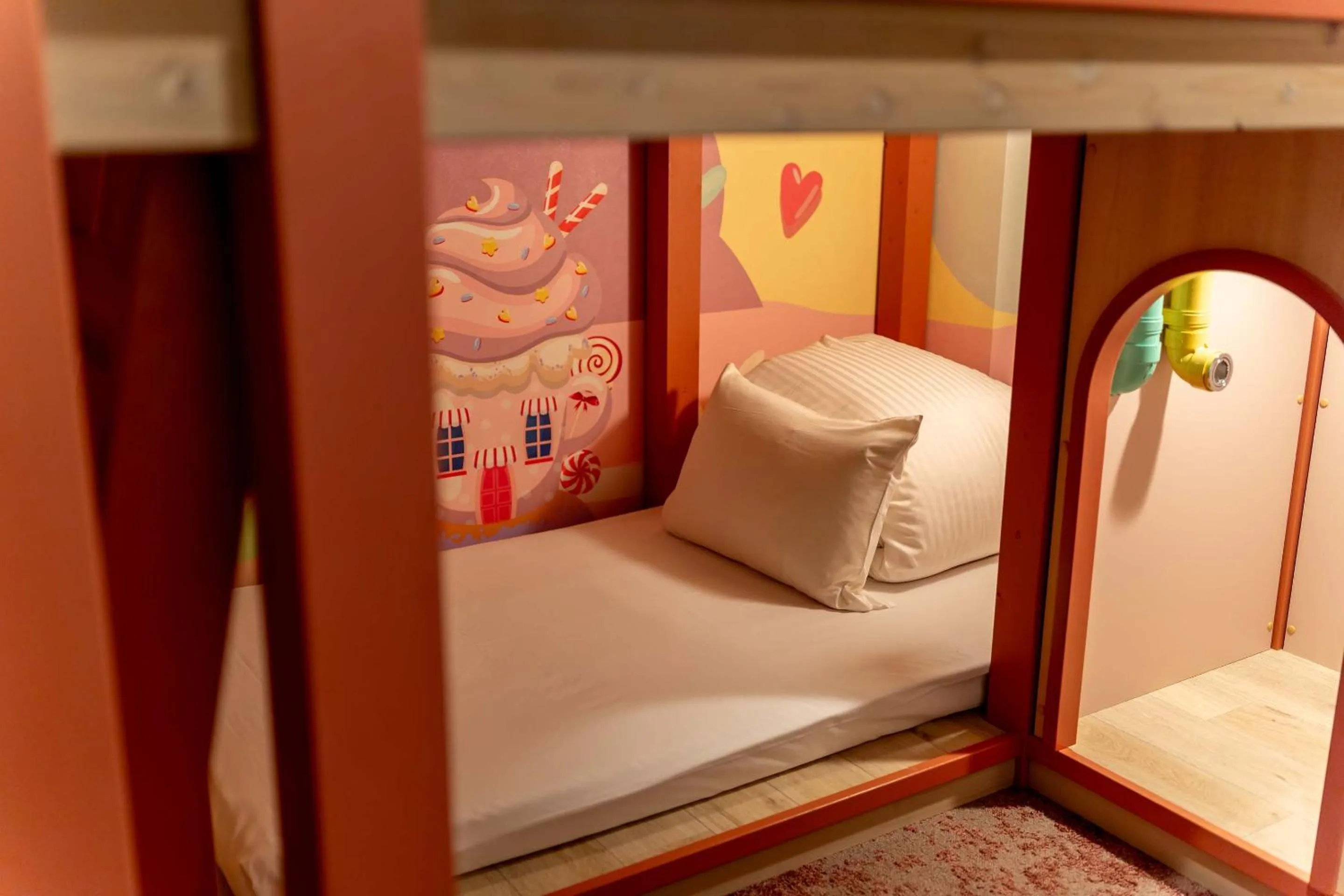 bunk bed, Bed in PLAY!! Resi Stay