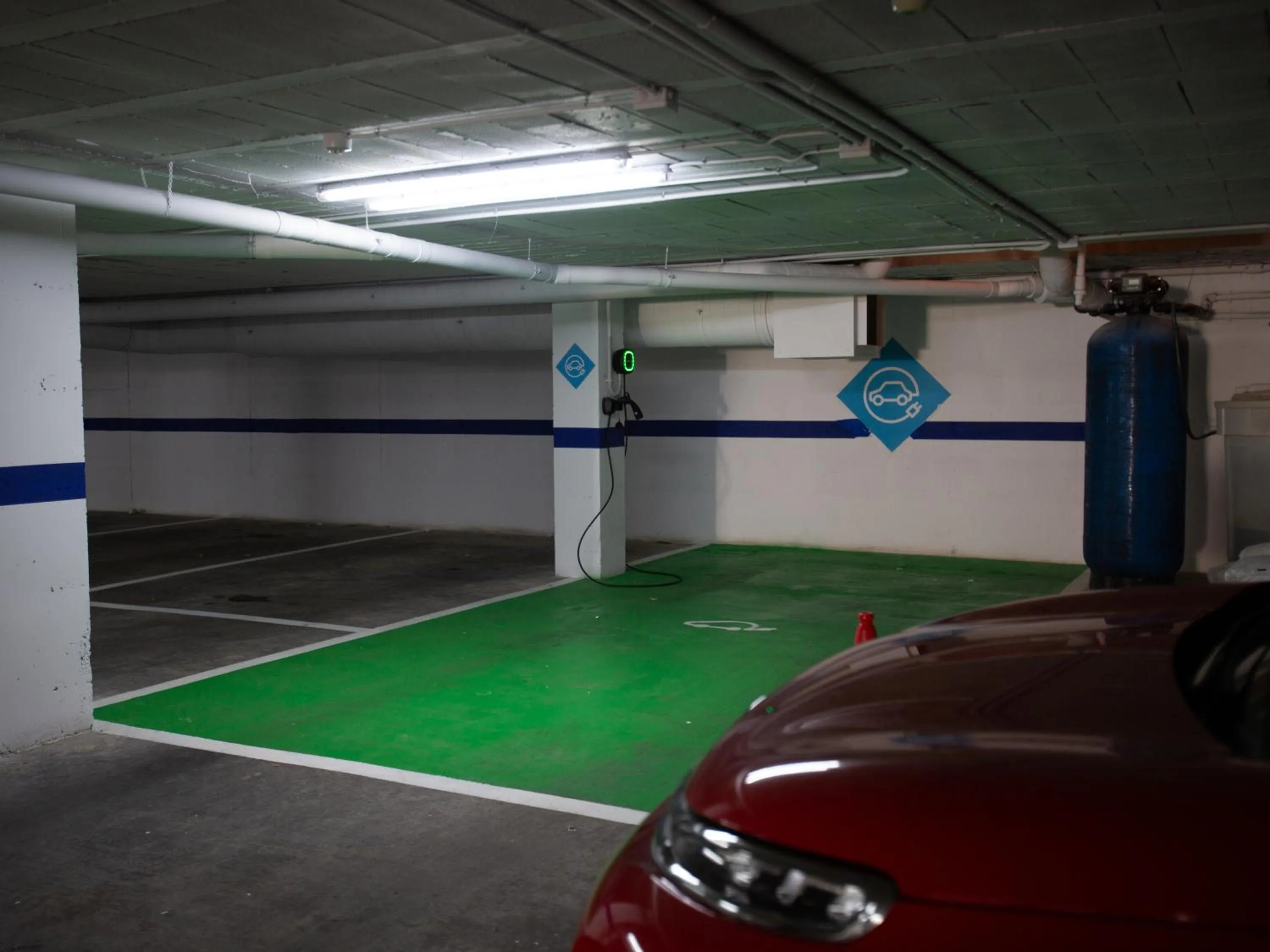 Parking in Pins Platja Apartments