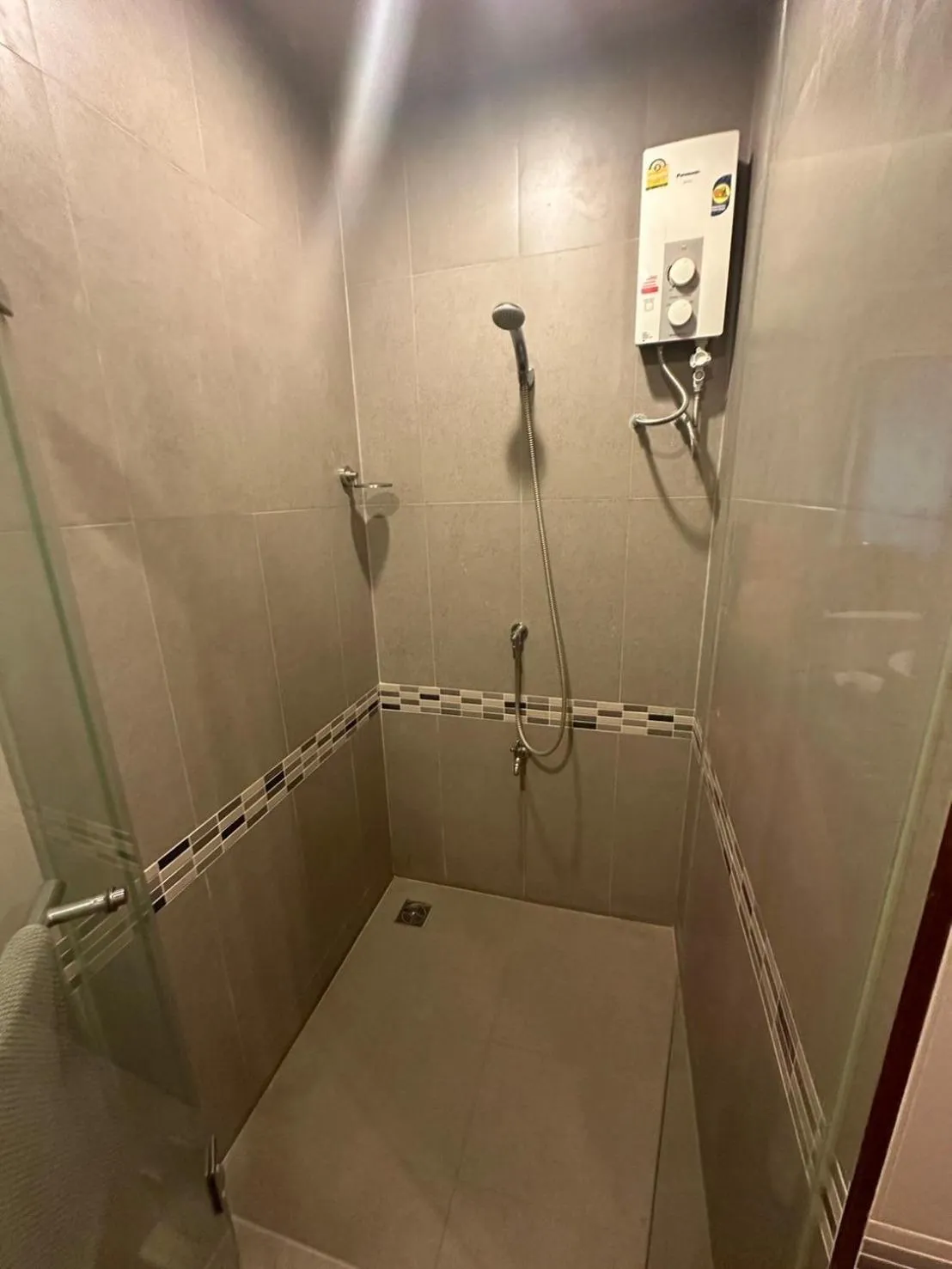 Bathroom in Le Ram Hotel No window