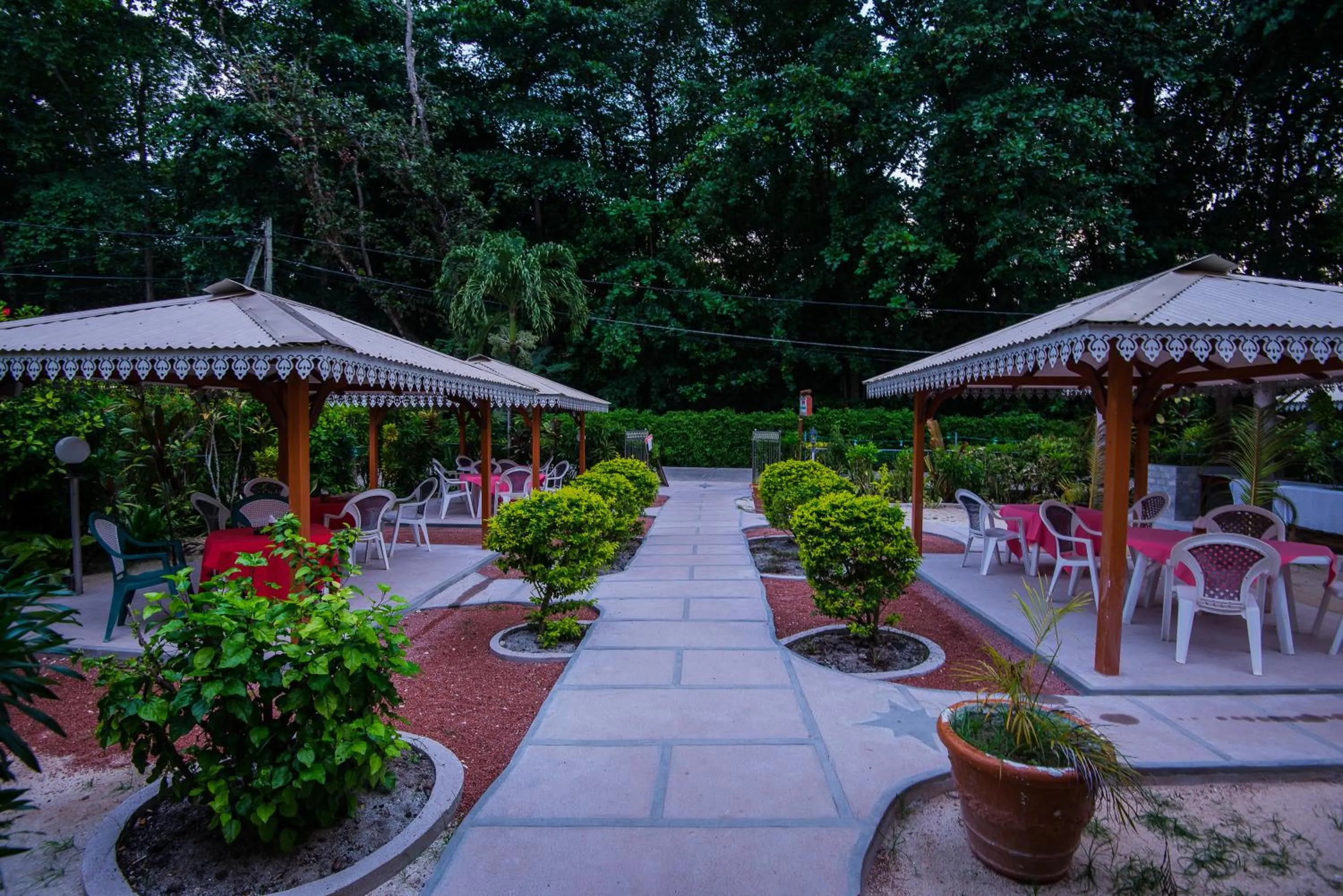 Facade/entrance in Zerof Guest House