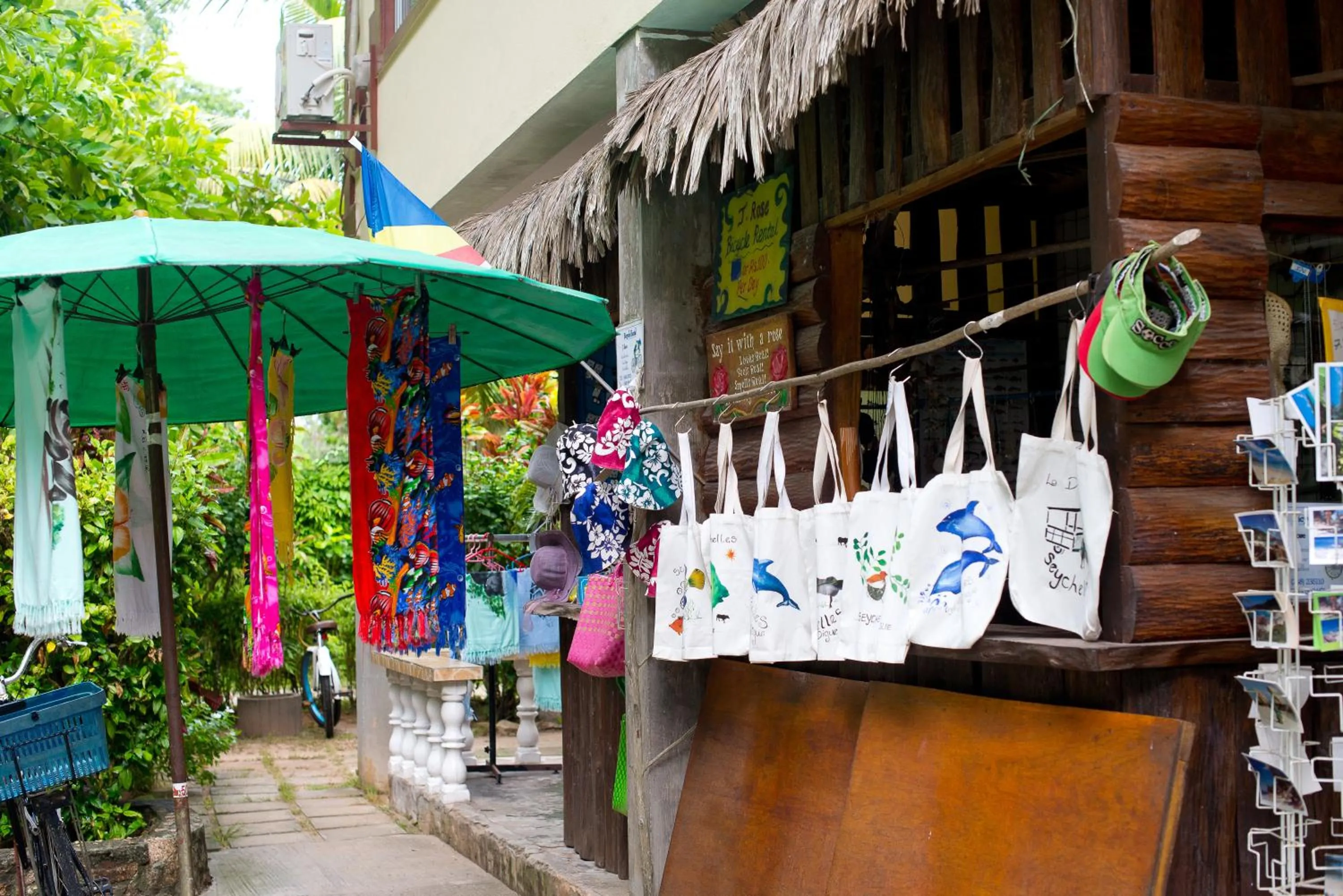 On-site shops in Zerof Guest House