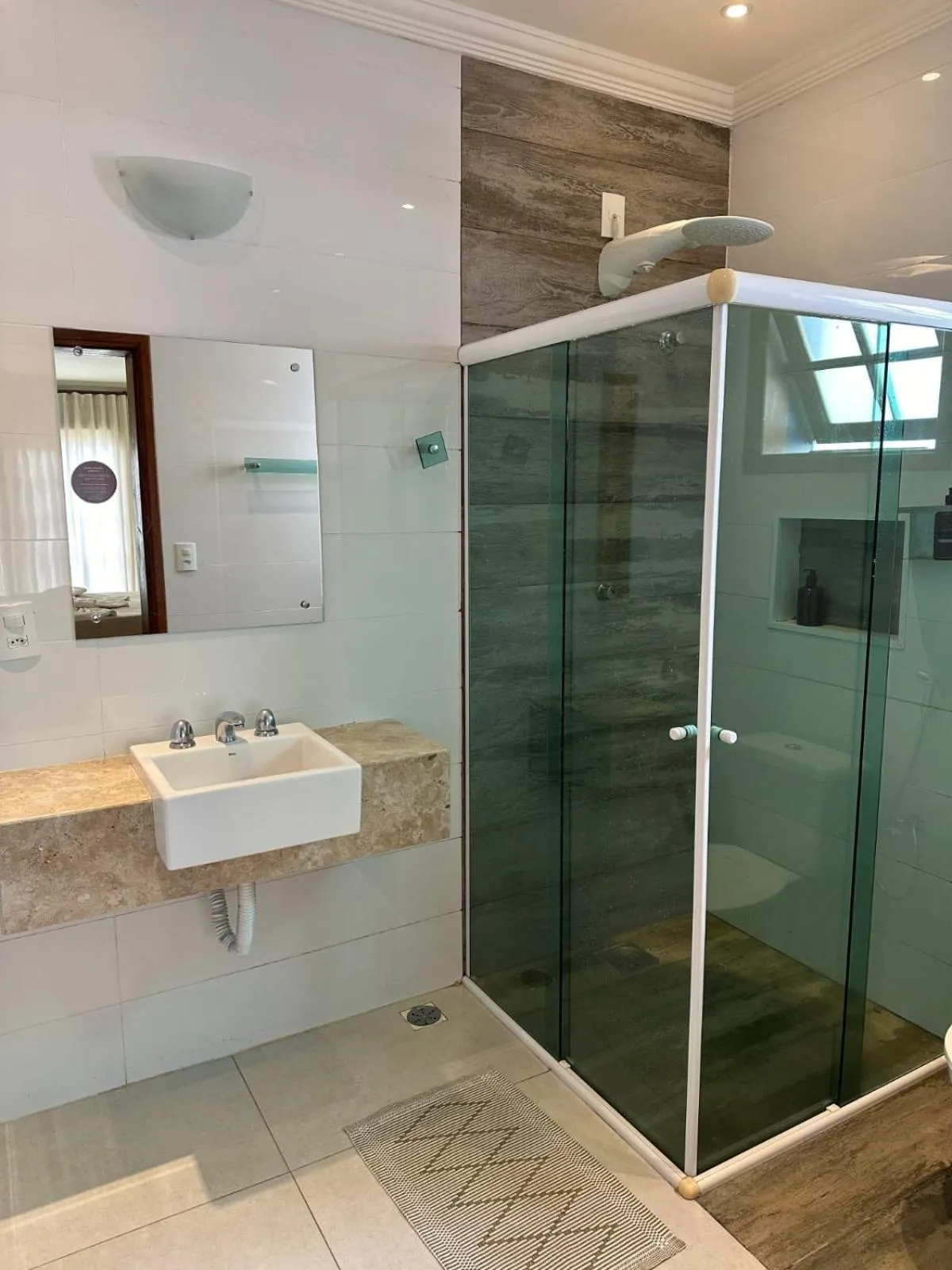 Shower in Pousada Maria Monteiro Tiradentes