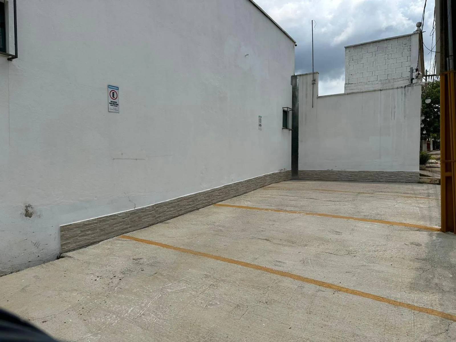 Parking in Pousada Maria Monteiro Tiradentes