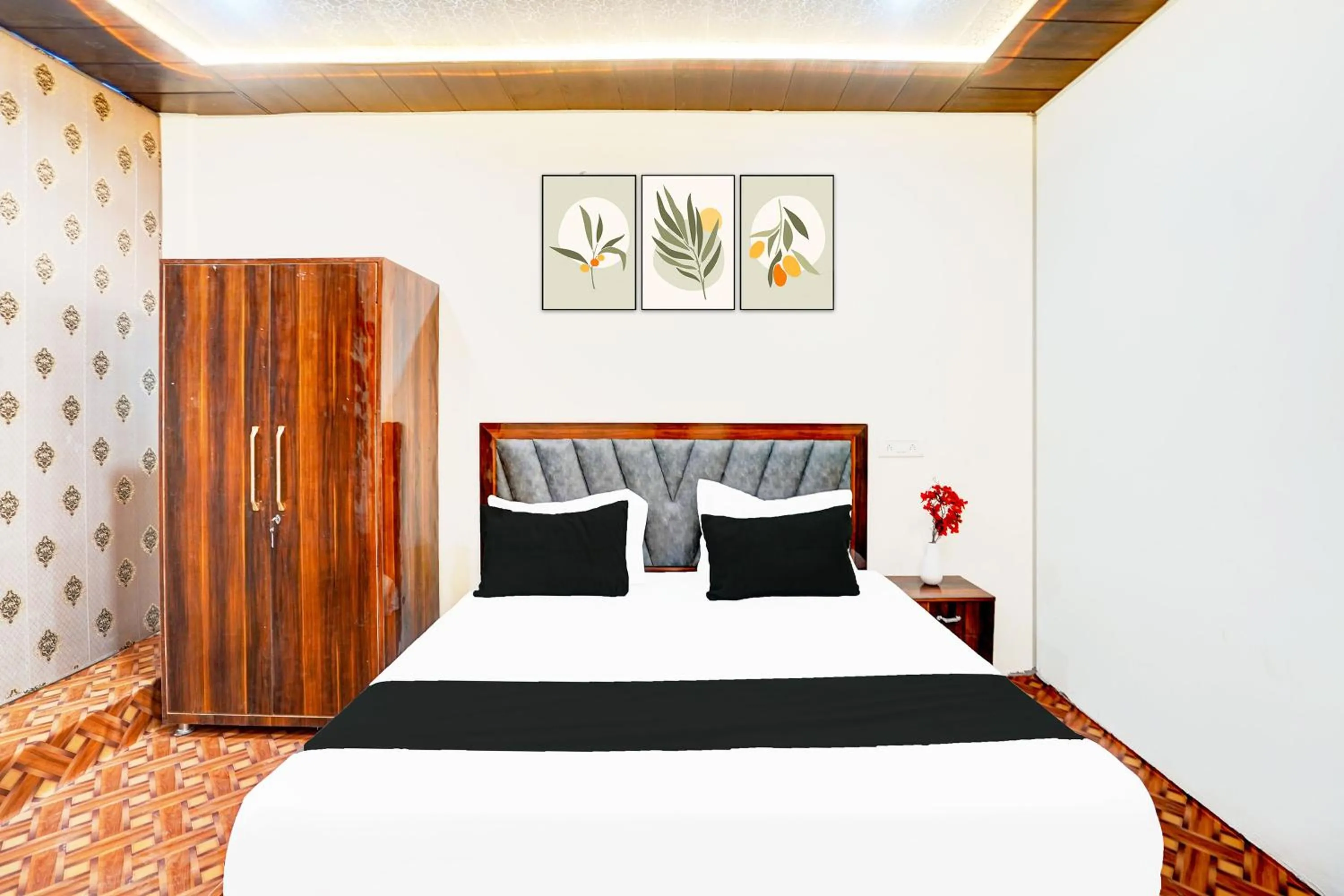 Bedroom in Hotel O by OYO ABHIK GRAND