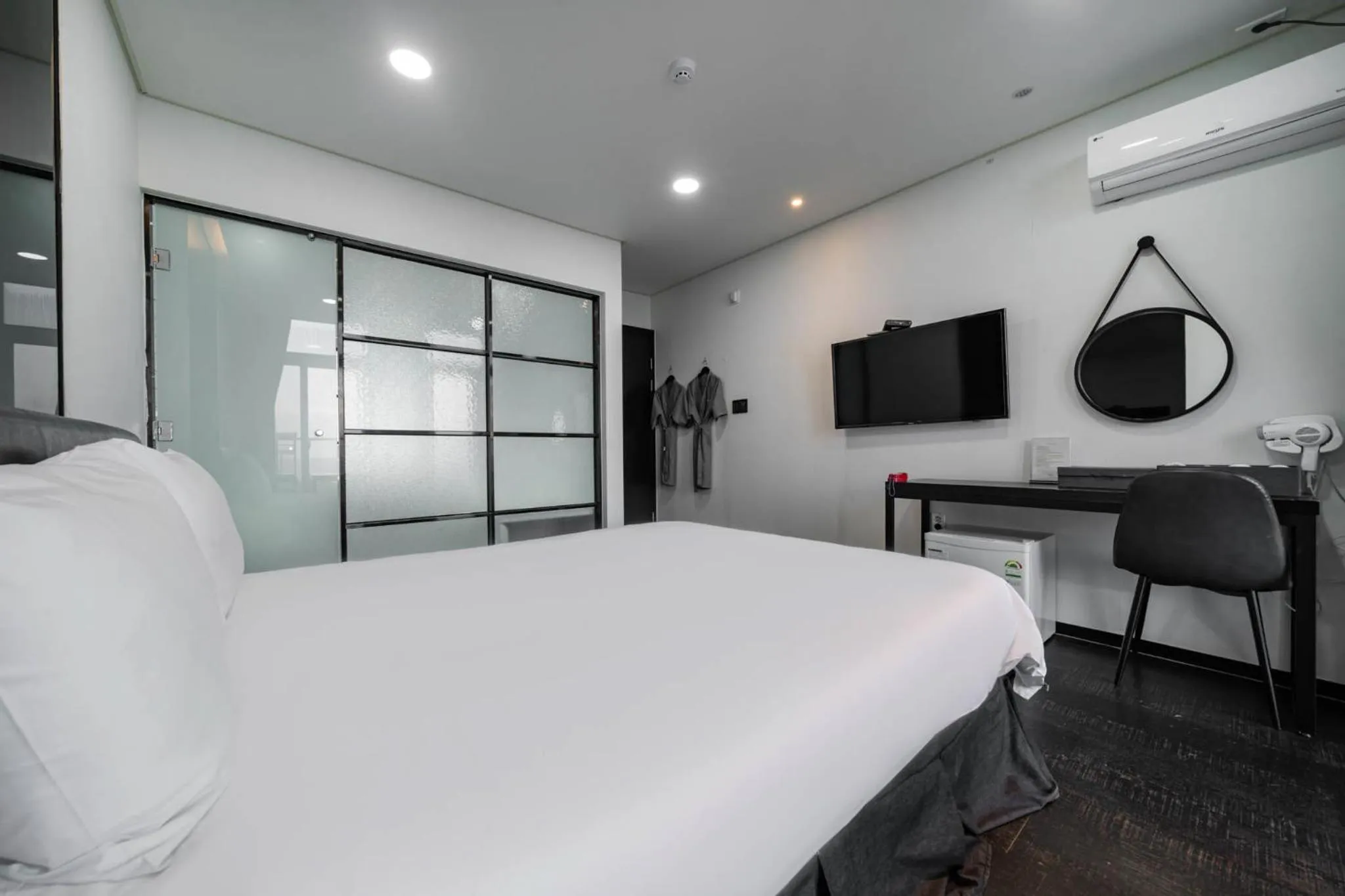 Gangneung Gyeongpodae Hotel Cube