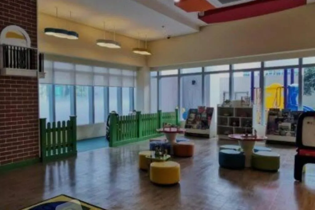 Spacious Executive 3br Apt with PS4 & bathtub in BGC