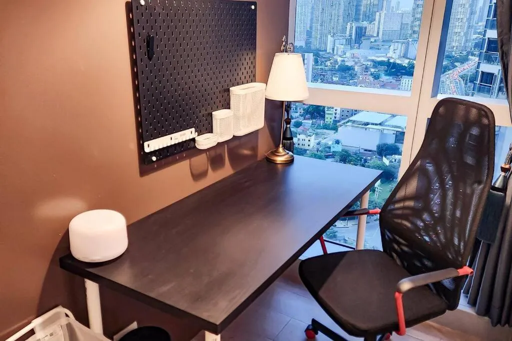 Spacious Executive 3br Apt with PS4 & bathtub in BGC