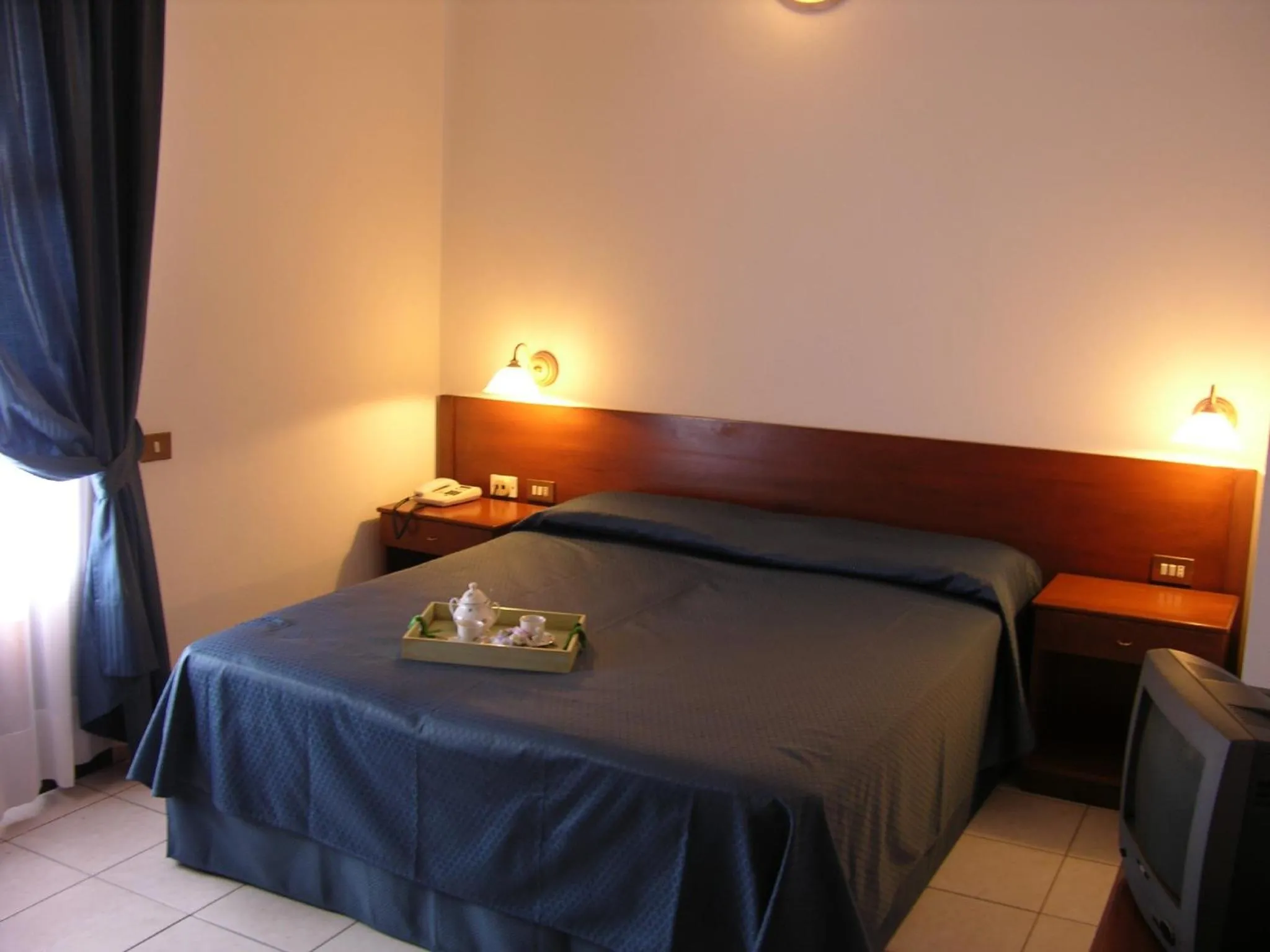 Photo of the whole room, Bed in Hotel Su Giudeu
