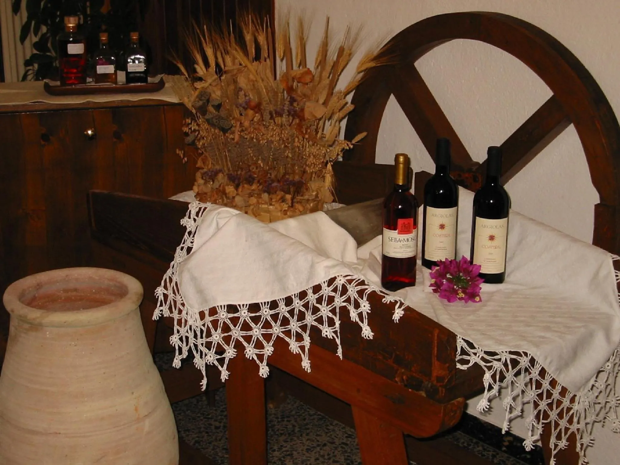 Alcoholic drinks in Hotel Su Giudeu