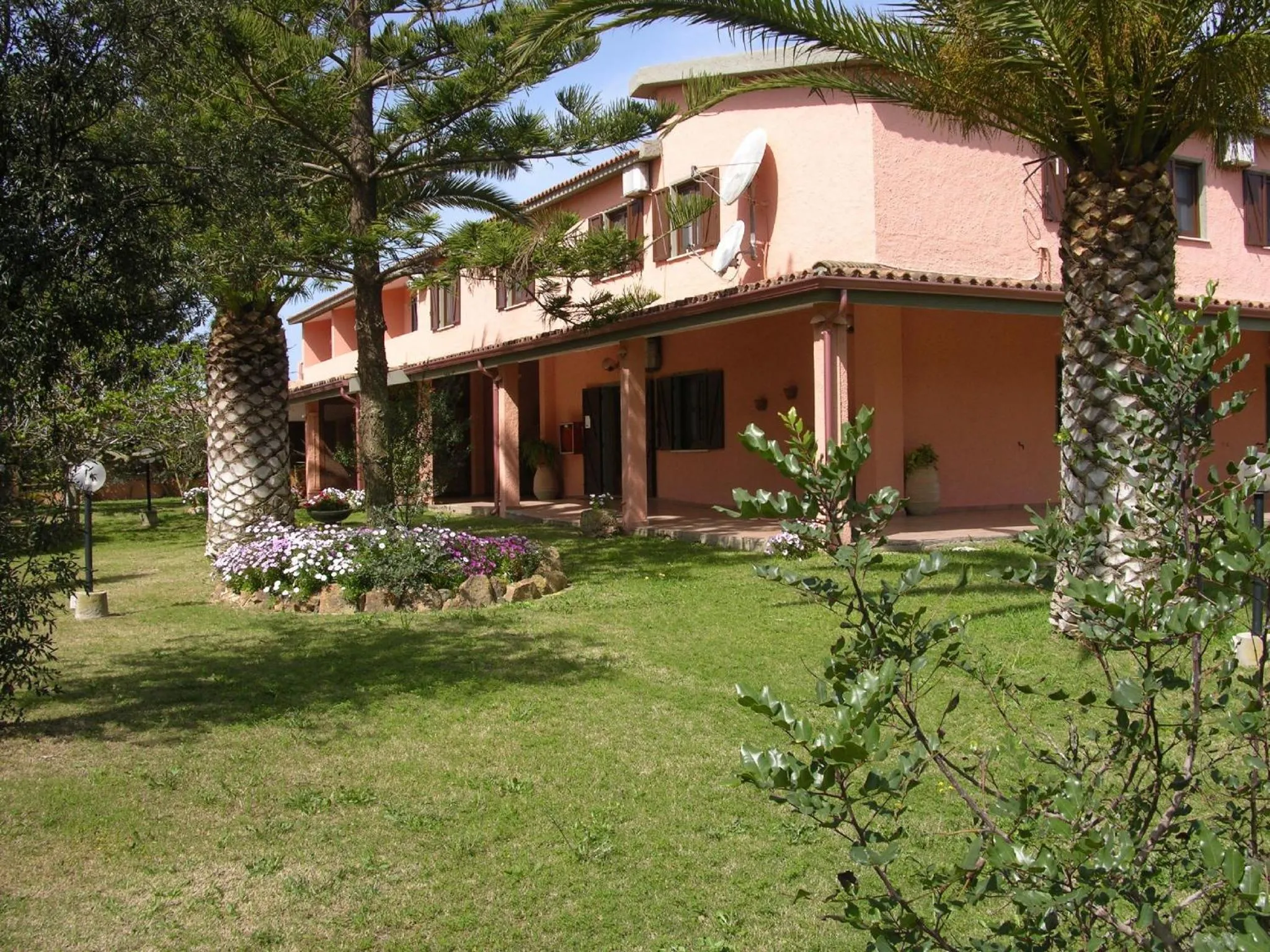 Property building in Hotel Su Giudeu