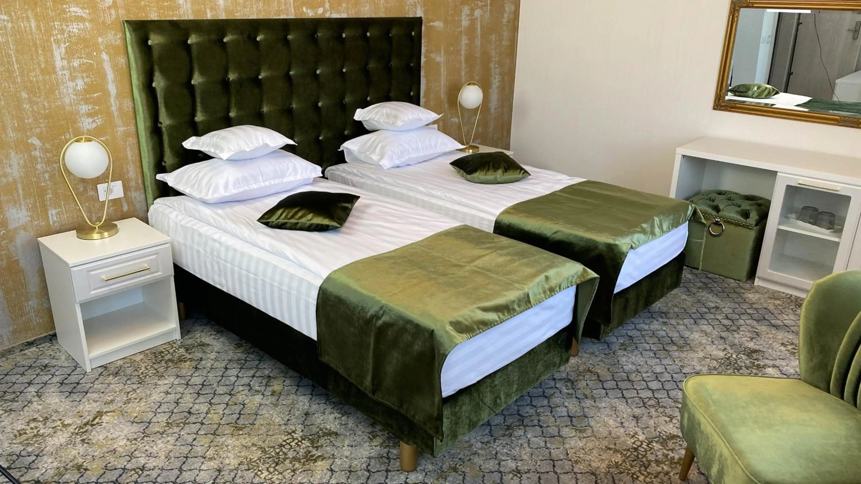 Bed in Sentir Hotel