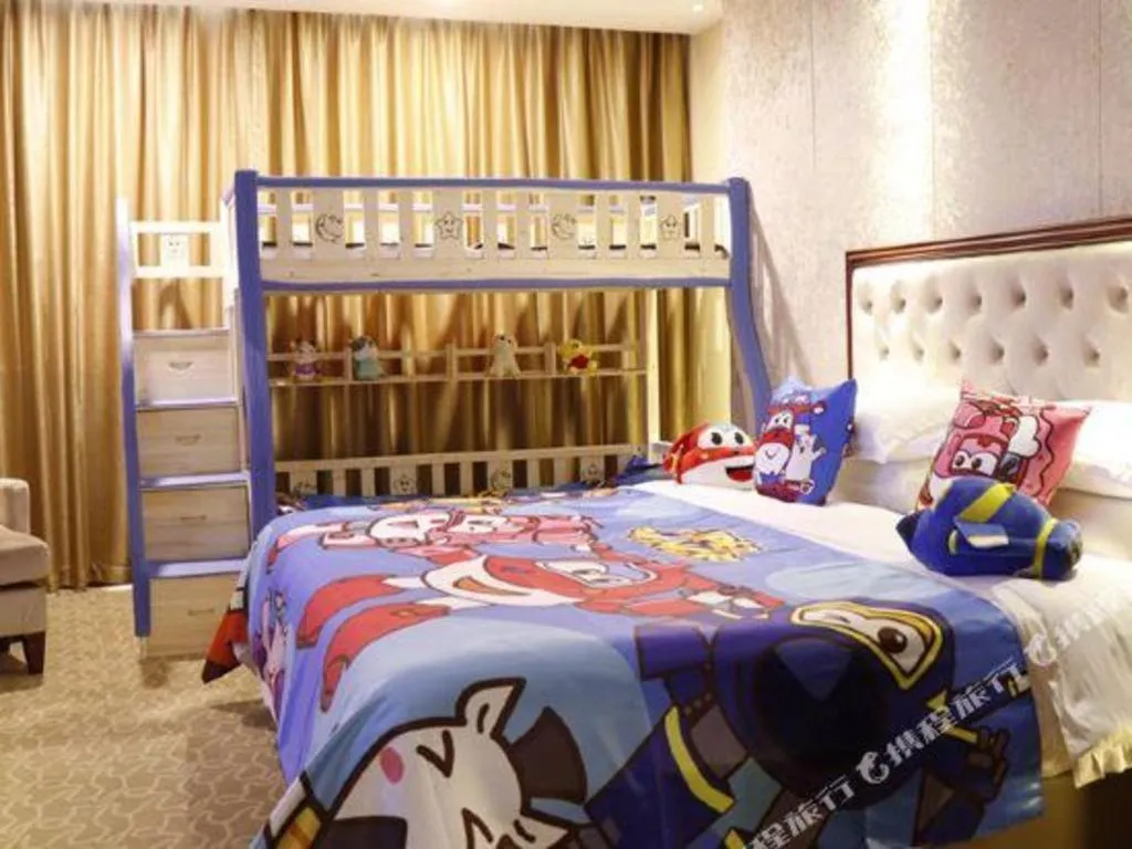 Bed in New Century Hotel Putuo Zhoushan